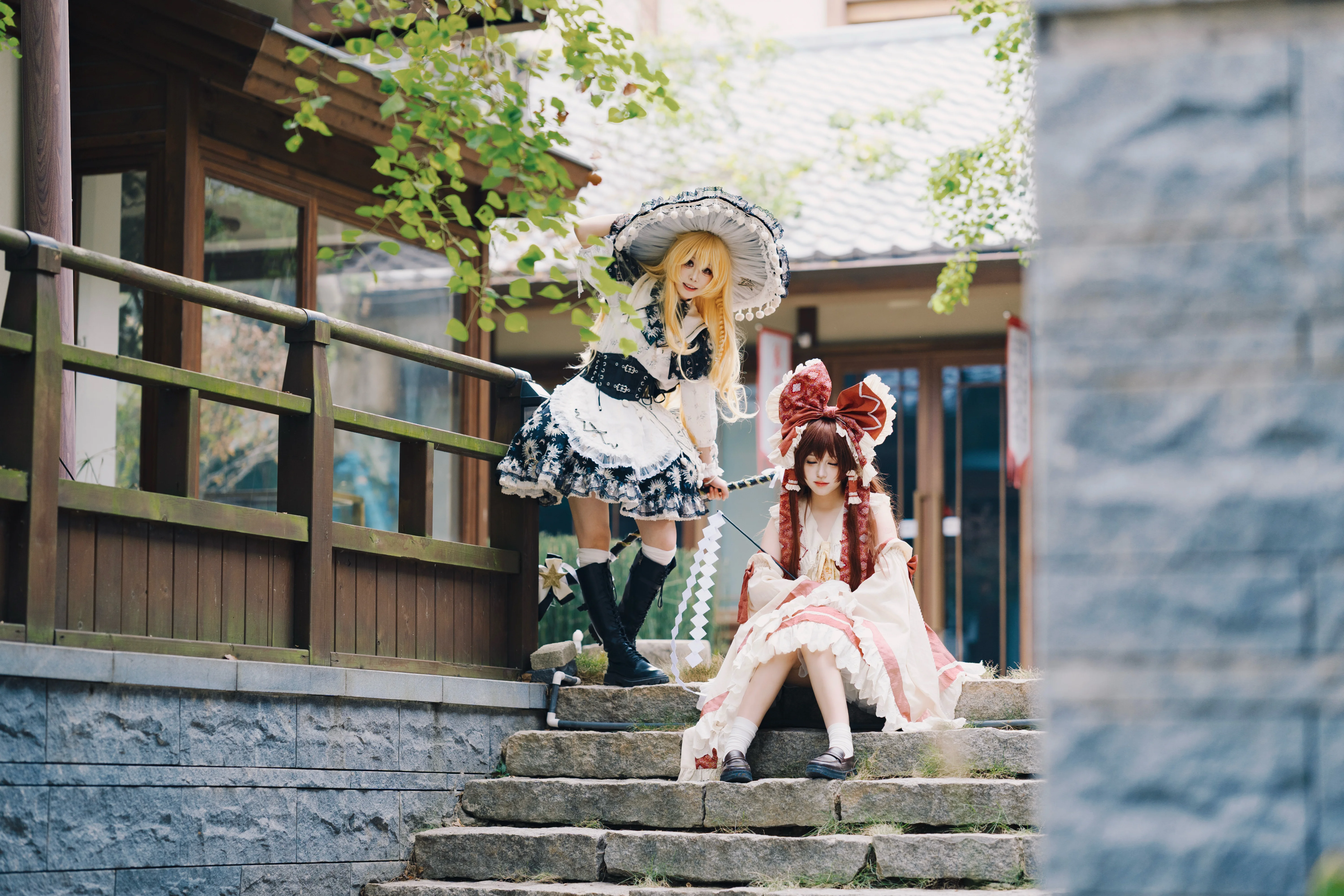 【博丽灵梦cos】东方Project，红白巫女与黑白魔法师的庭院记录 - 第 5 张