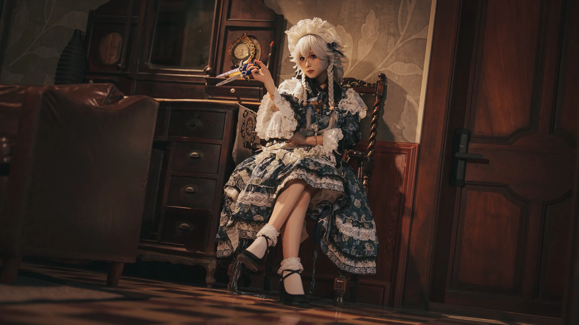 【十六夜咲夜cos】晚安，伴着怀表滴答声的静谧之夜 - 第 7 张