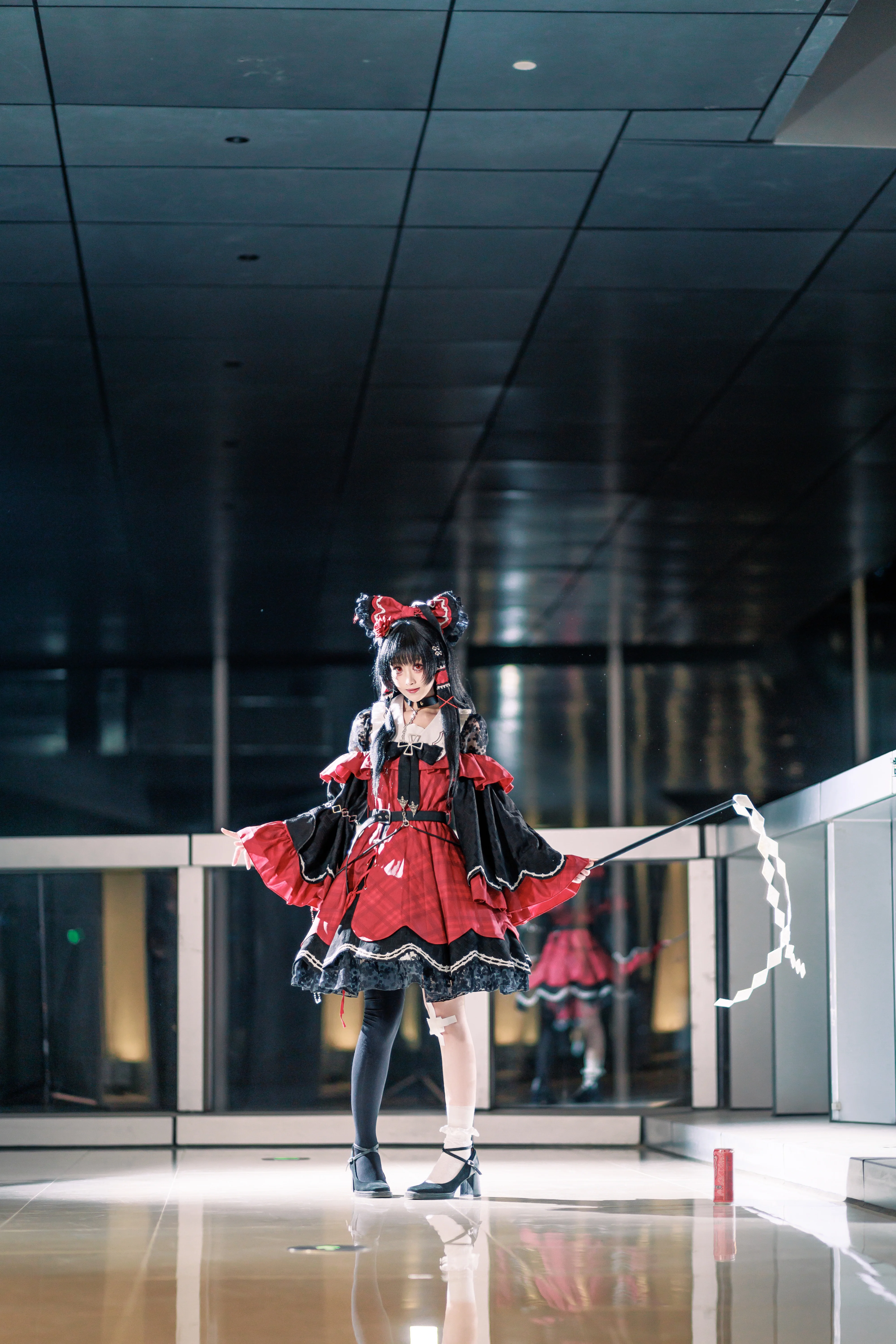 【博丽灵梦cos】东方project天雷夜景下的红黑搭配 - 第 1 张