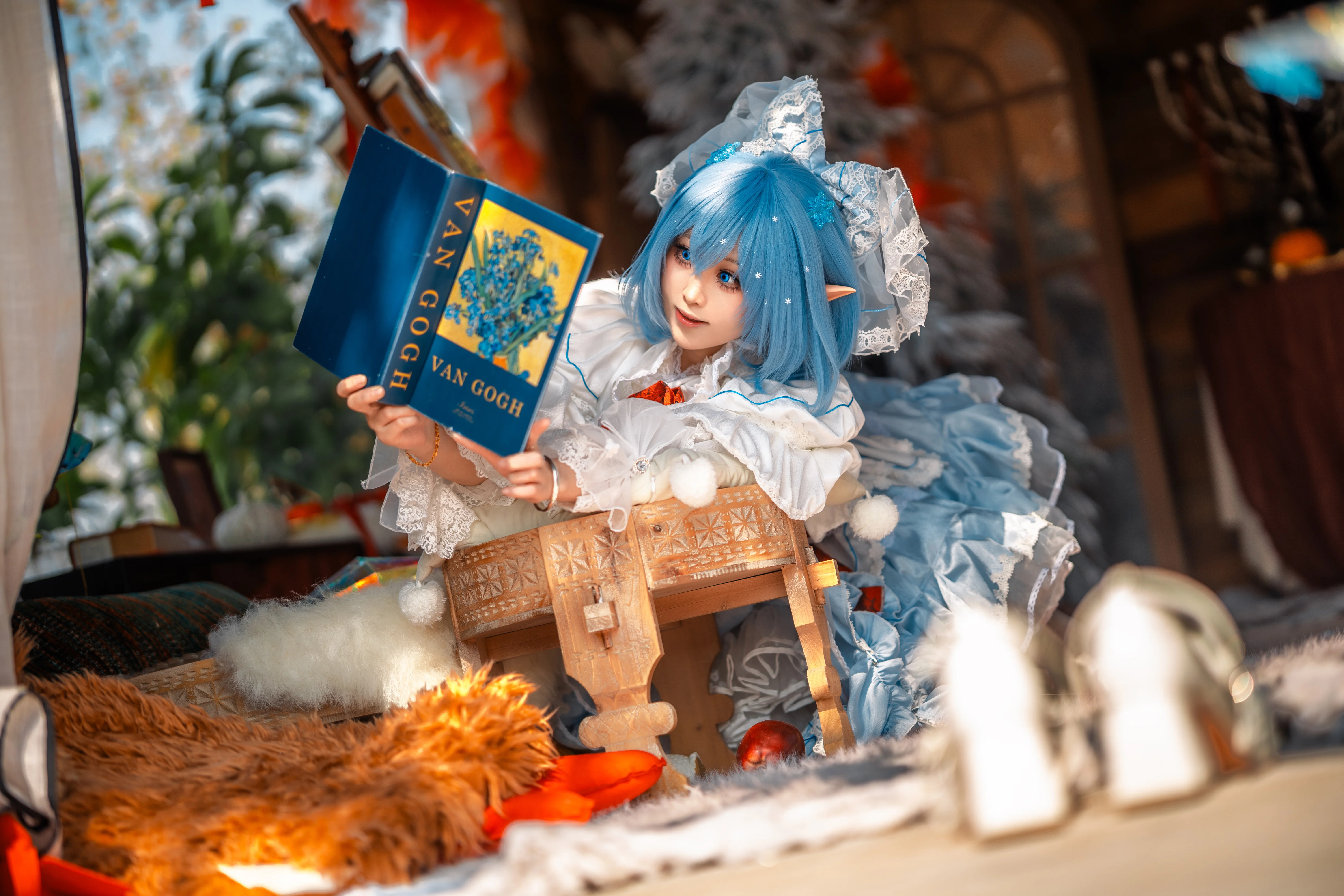 【琪露諾cos】東方project的冰雪妖精，慵懶午後木屋漫步 - 第 3 張