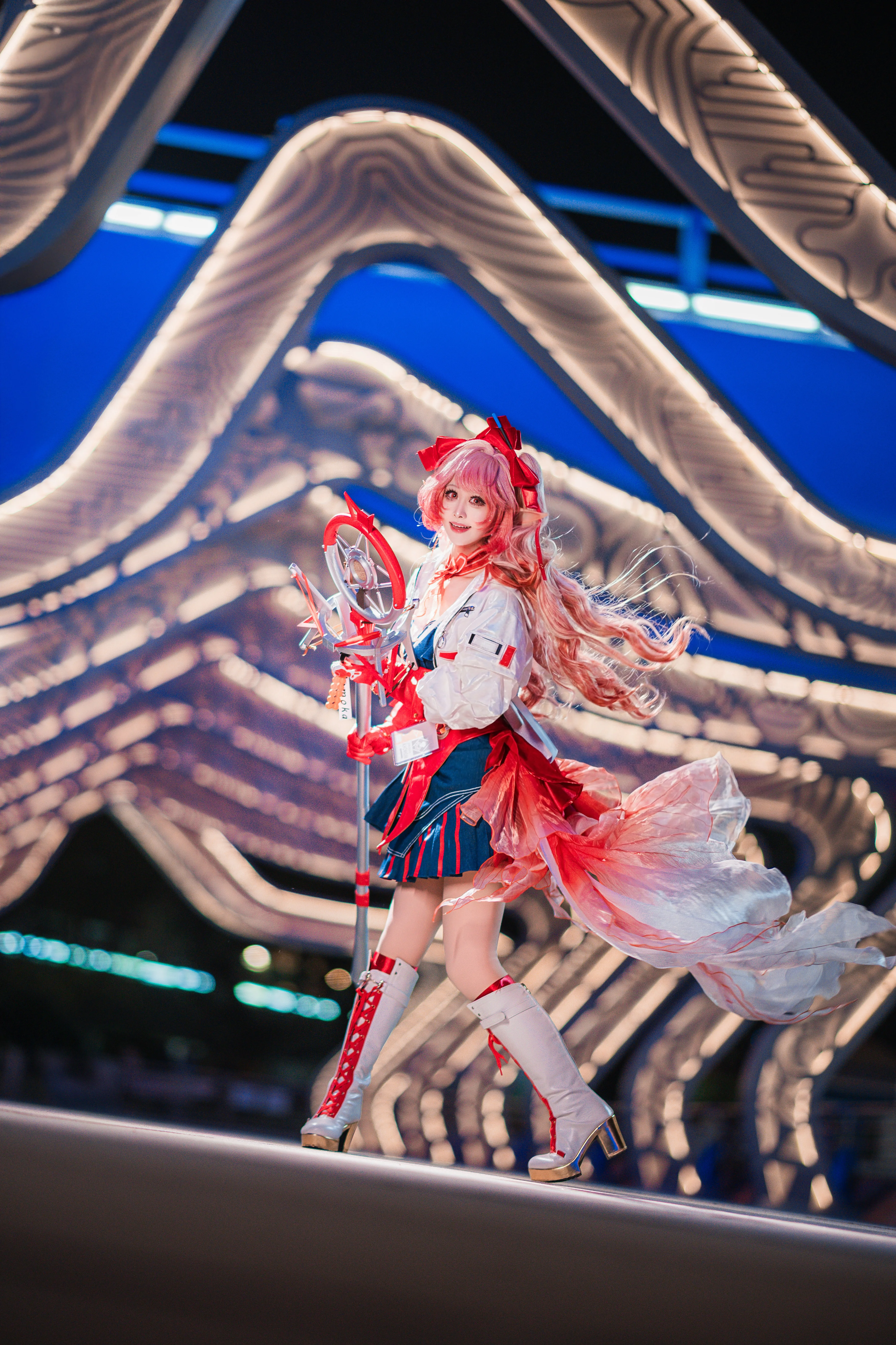 【Momoka Hanyuu cosplay】Arknights - Bolívar Diagnosed: The Agile Momoka Under the Urban Night Curtain - Image 1