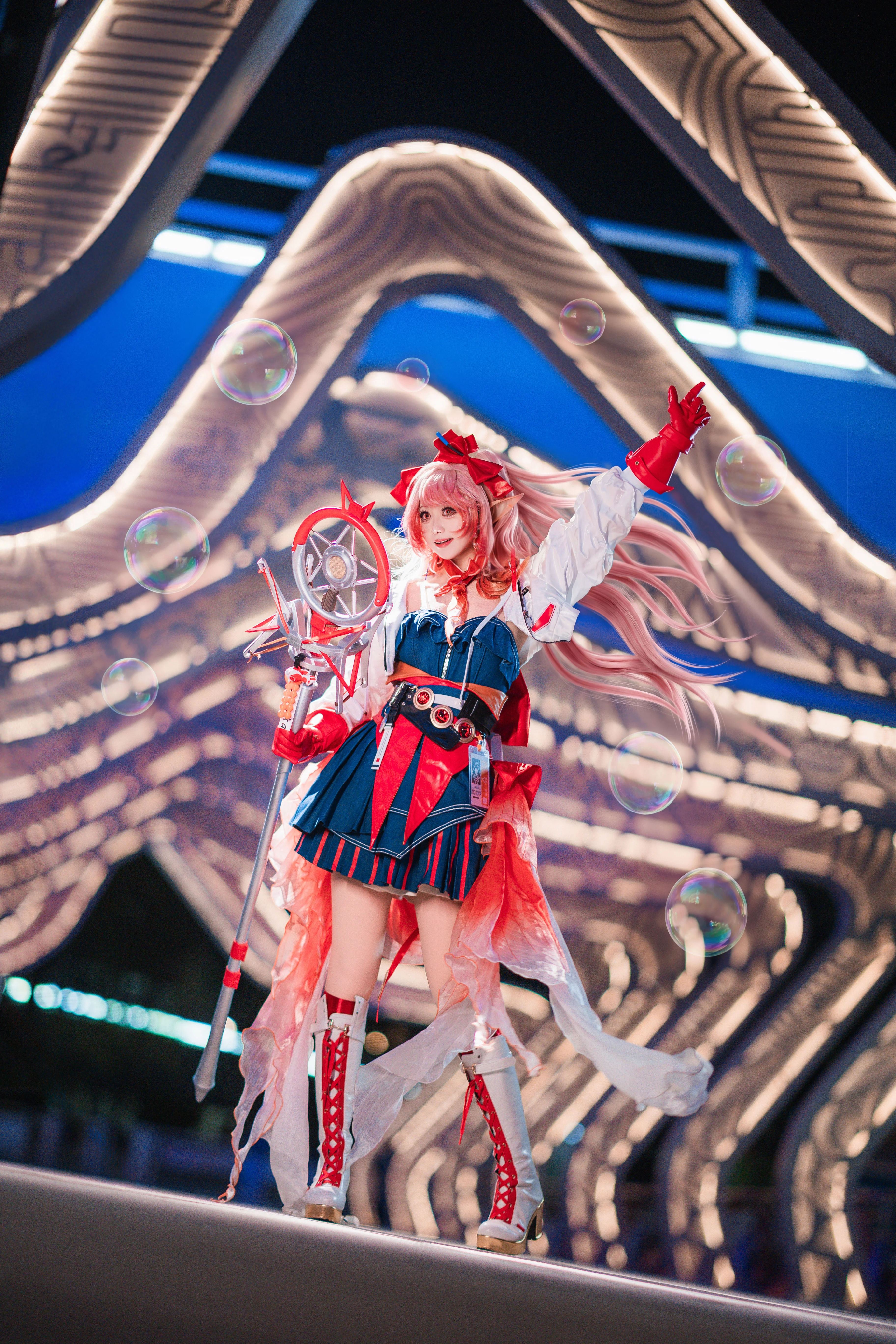 【Momoka Hanyuu cosplay】Arknights - Bolívar Diagnosed: The Agile Momoka Under the Urban Night Curtain - Image 2