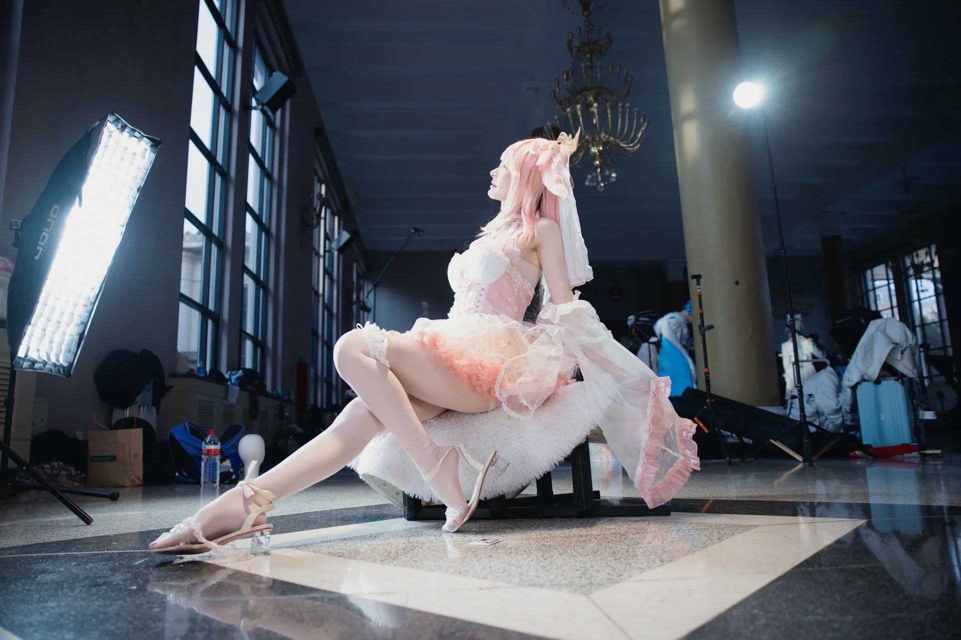 [Yae Miko Cosplay] Bridal Style Fox Immortal, Captured at Beijing IDO Anime Convention - Image 3