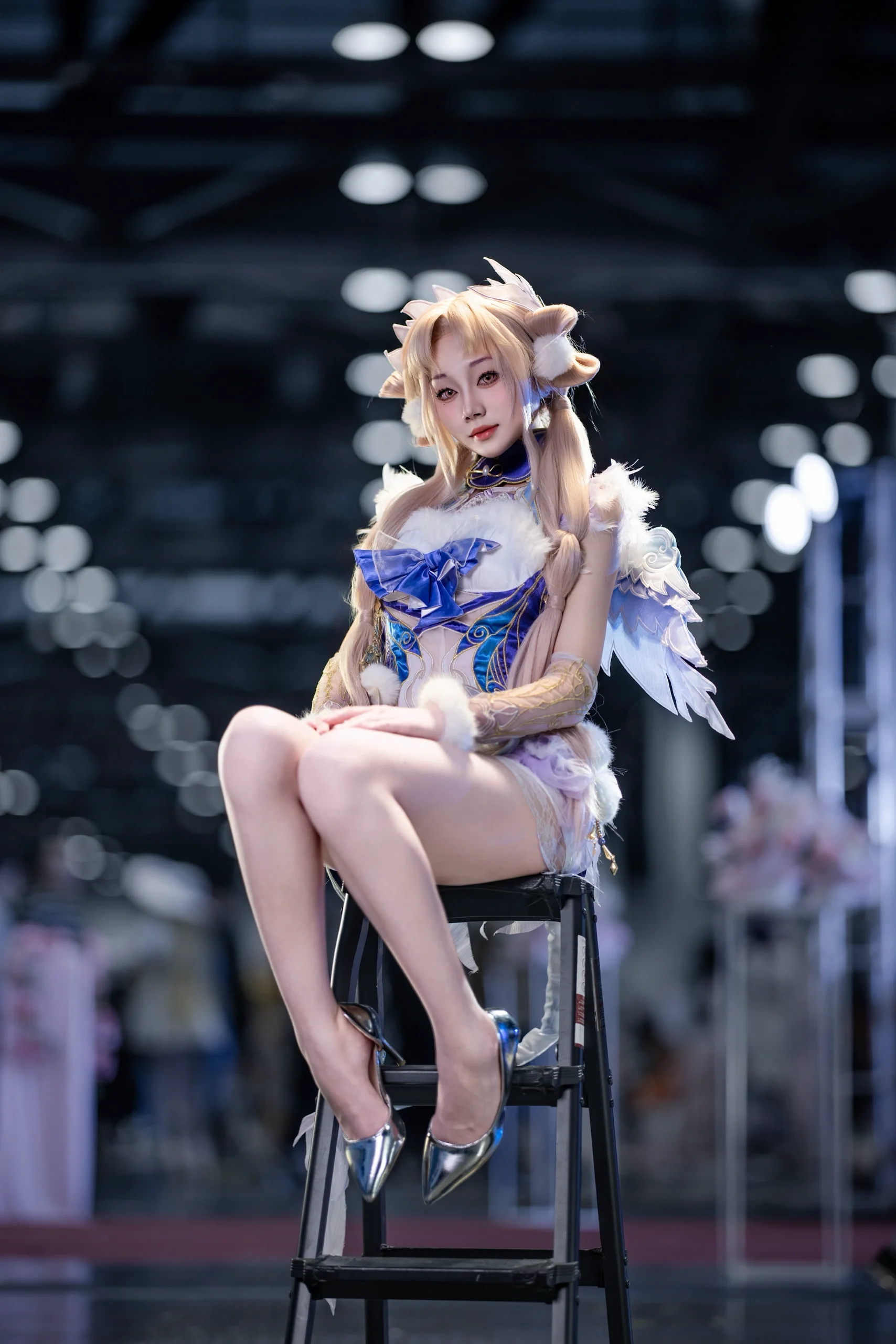【殷紫萍cos】永劫无间CHCC漫展的五闪灯阵与站桩时刻 - 第 3 张