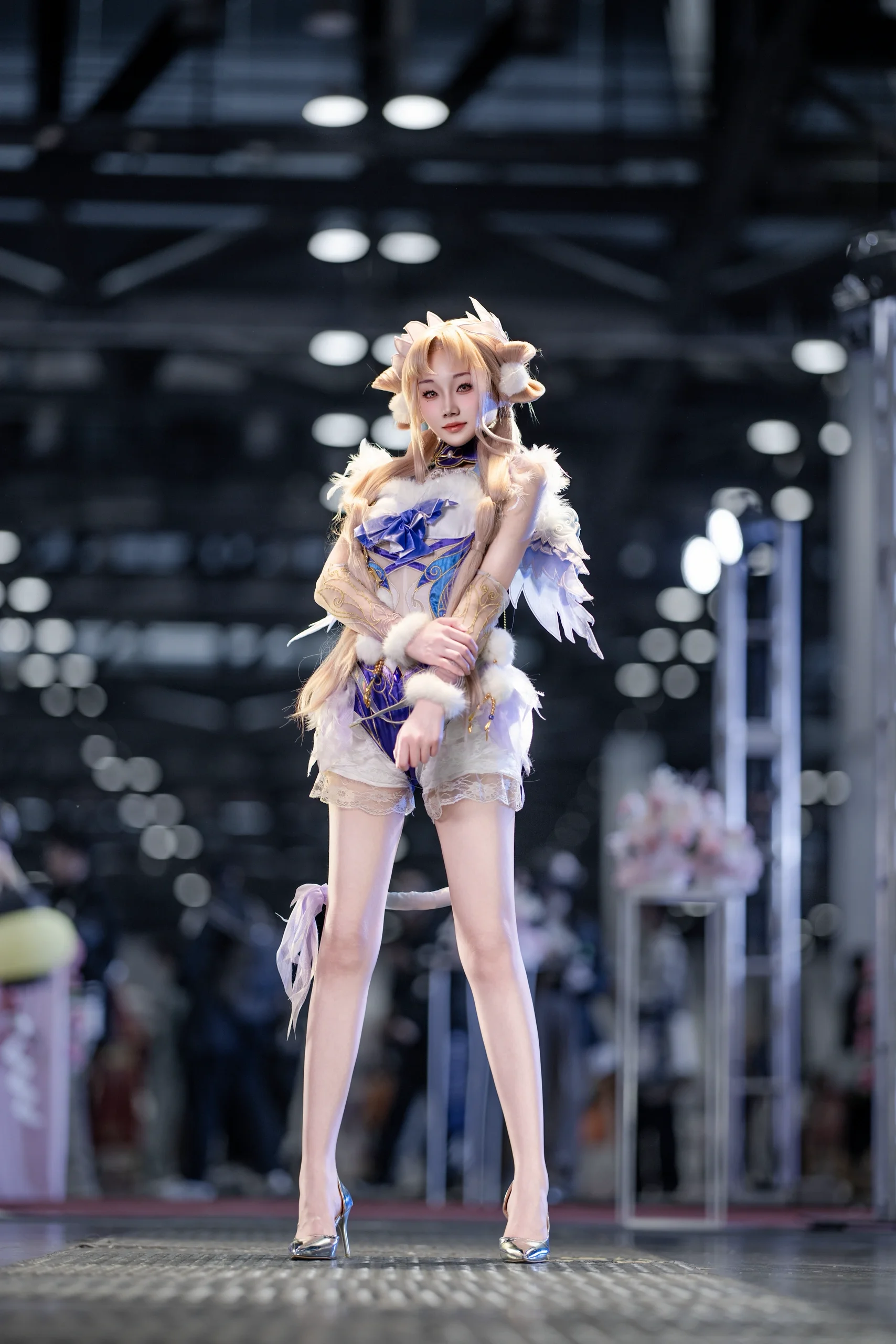 【殷紫萍cos】永劫无间CHCC漫展的五闪灯阵与站桩时刻 - 第 5 张