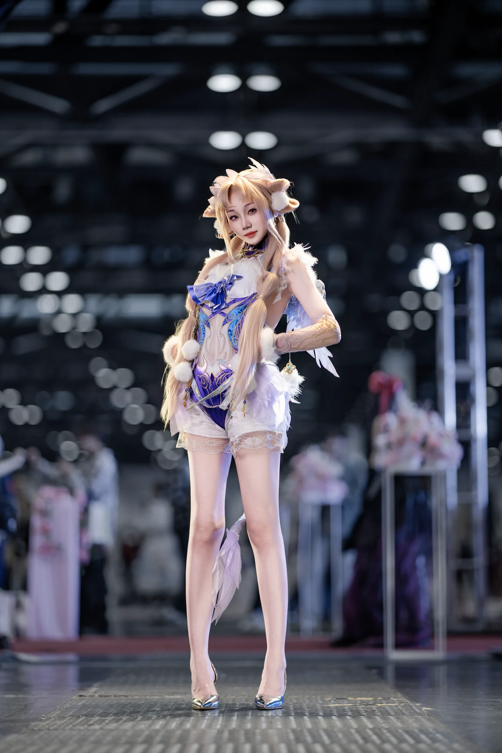 【殷紫萍cos】永劫无间CHCC漫展的五闪灯阵与站桩时刻 - 第 6 张