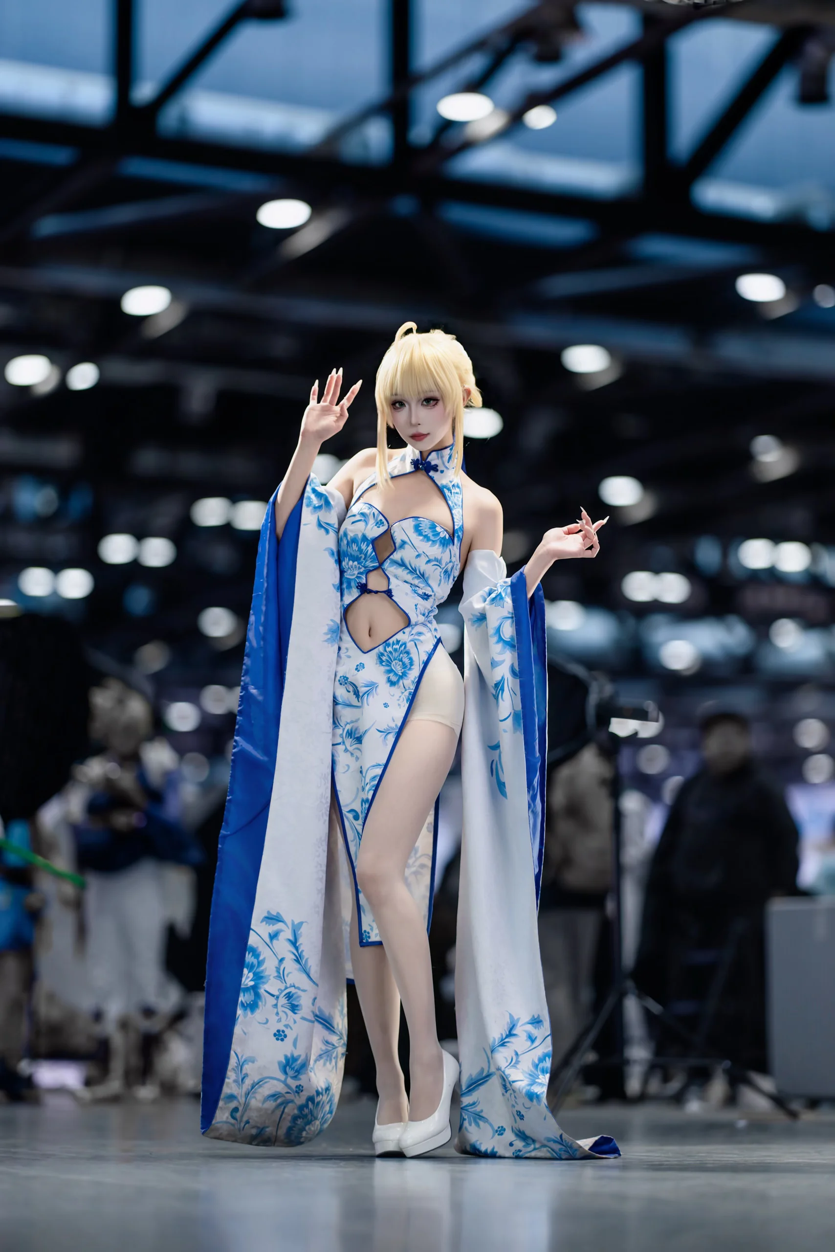 【Saber cos】Fate系列青花瓷改良风，漫展优雅场照分享 - 第 2 张