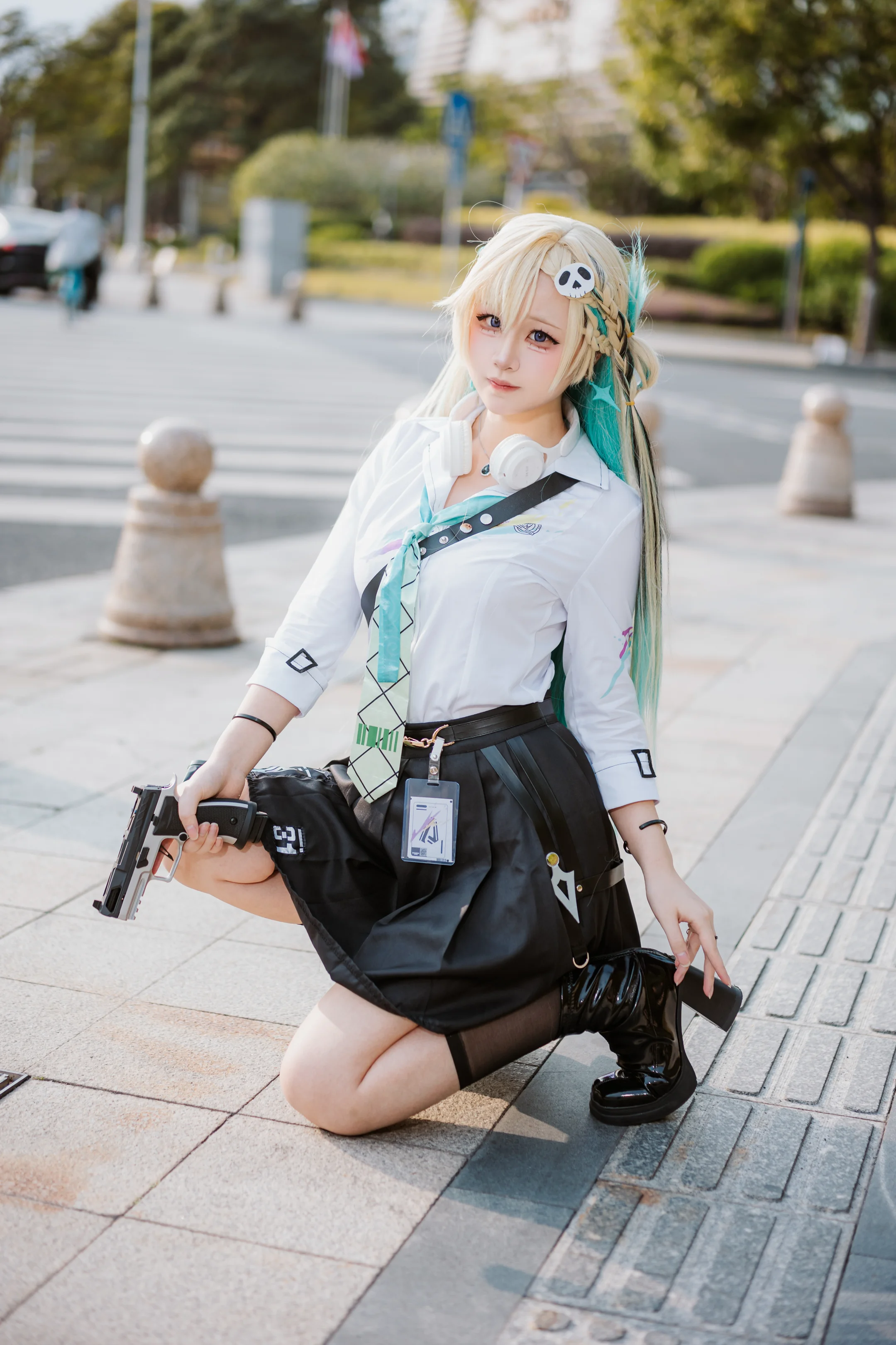 【琳奈cos】街角的战术少女，道具枪举起的一刻 - 第 5 张