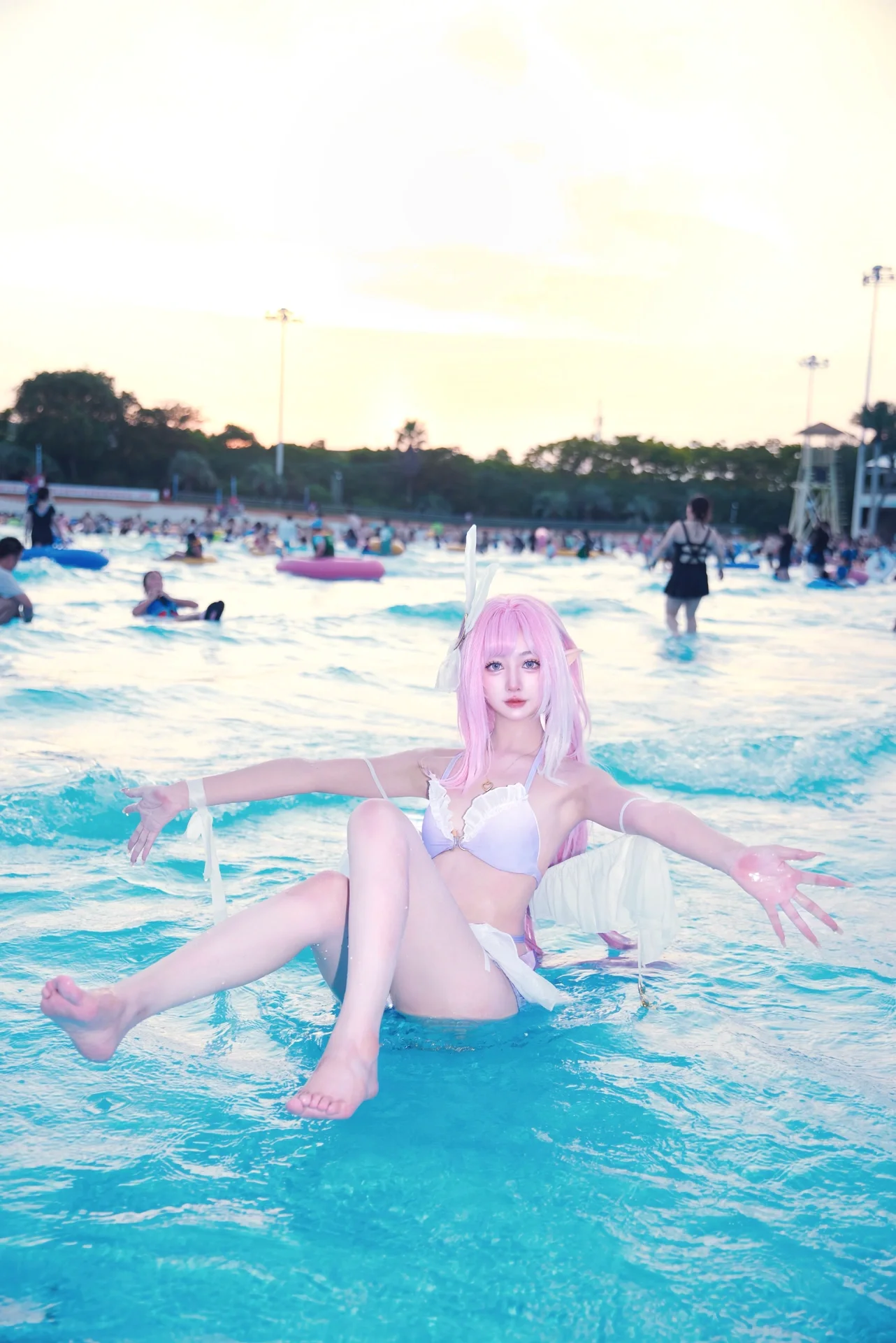 【爱莉希雅cos】夏天就该在水上乐园感受专属的清凉与快乐