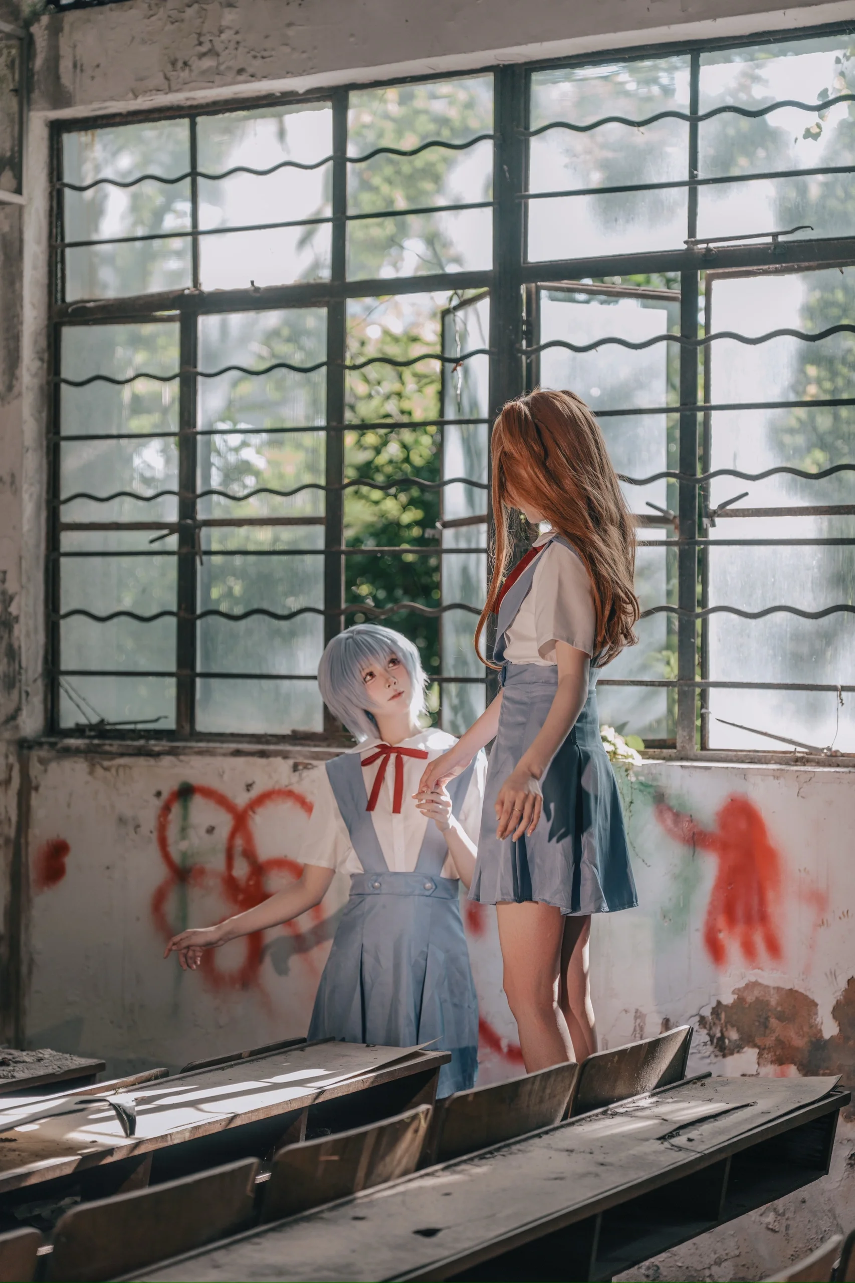 【Rei Ayanami and Asuka Cosplay】 Moments of Gleam in the Abandoned Classroom of Neon Genesis Evangelion - Image 1