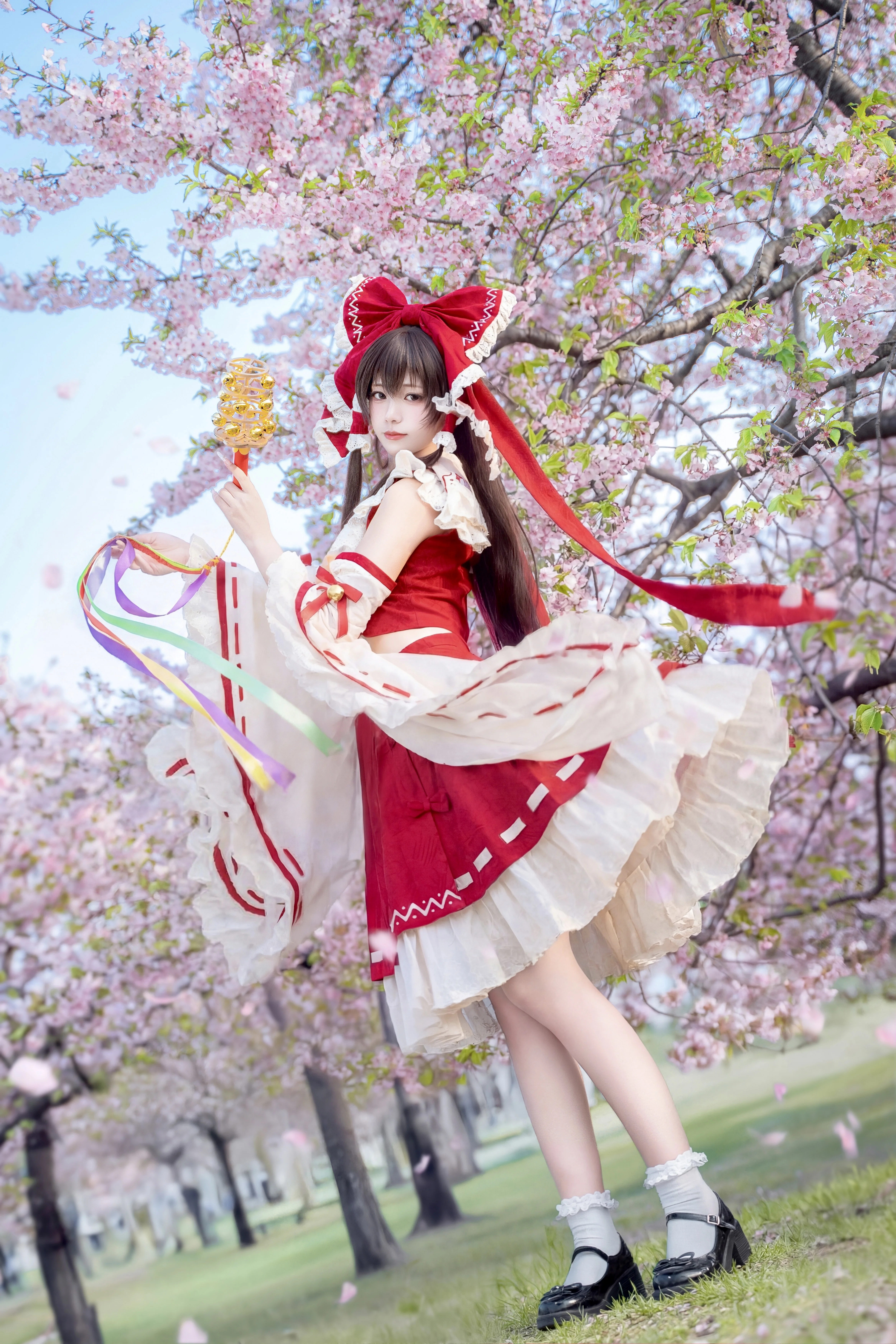 【灵梦cos】东方project的樱花林写真，记录真实入坑体验 - 第 1 张