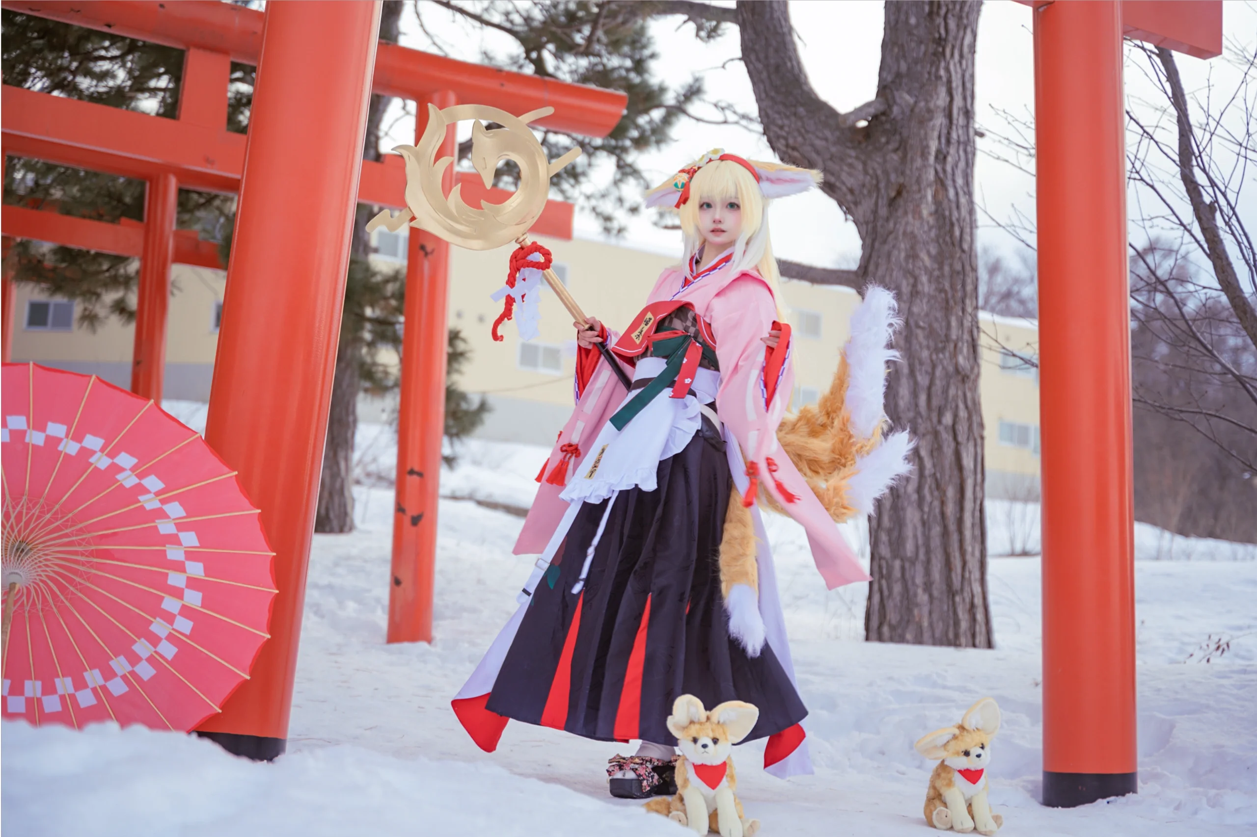 【铃兰cos】北海道雪地里的狐耳少女，明日方舟雪霁预告