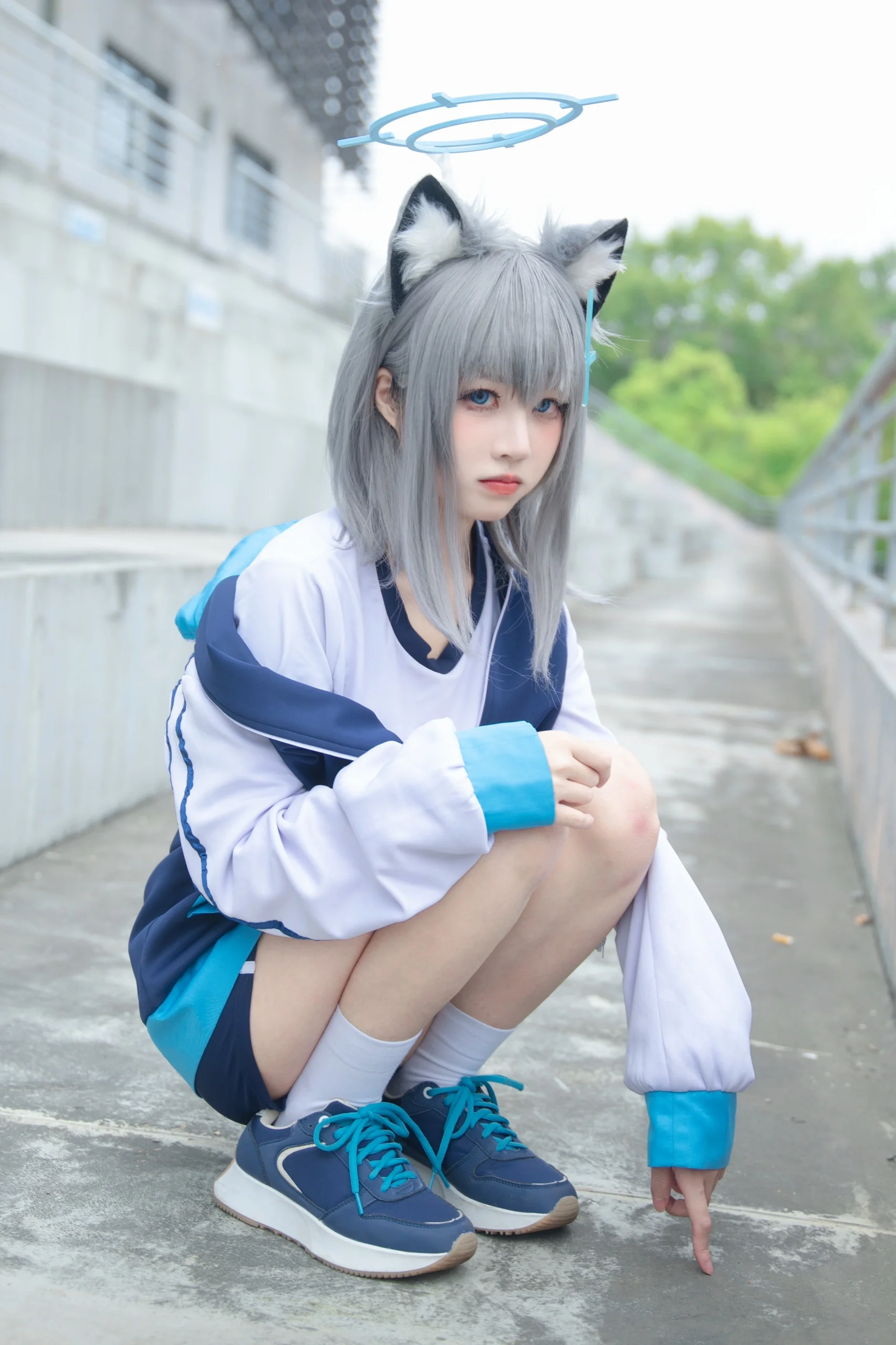 【砂狼白子cos】蔚蓝档案里的蓝白运动风日常 - 第 1 张