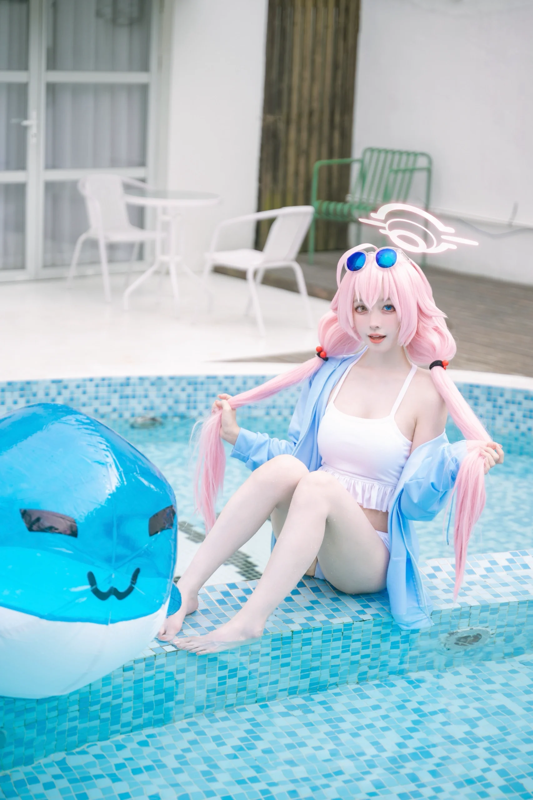 【小鳥遊ホシノ コスプレ】『ブルーアーカイブ』日差しとプールサイドの爽やかな夏 - 8 枚目