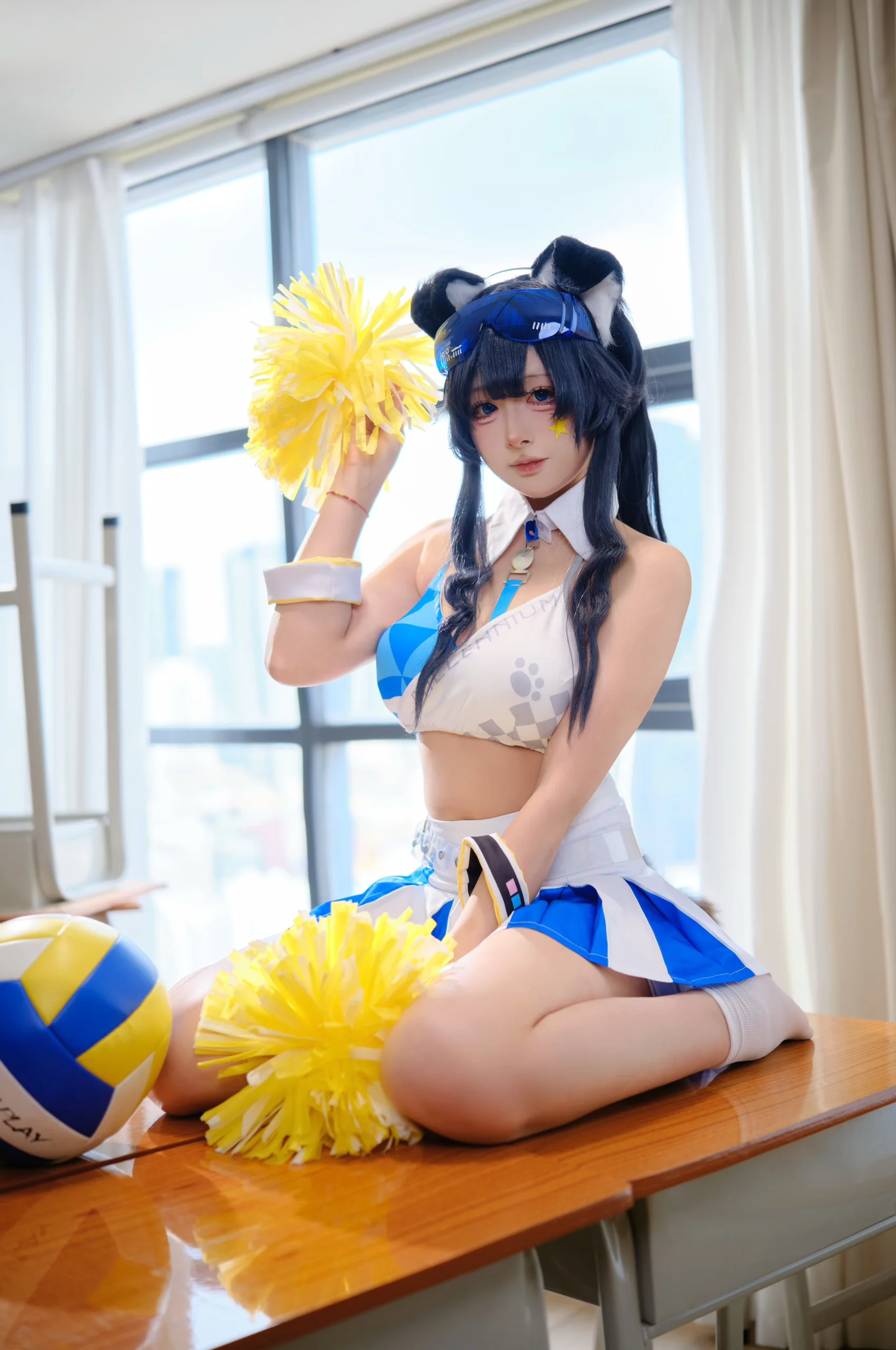 【猫冢响cos】蔚蓝档案，元气满满的啦啦队少女 - 第 3 张