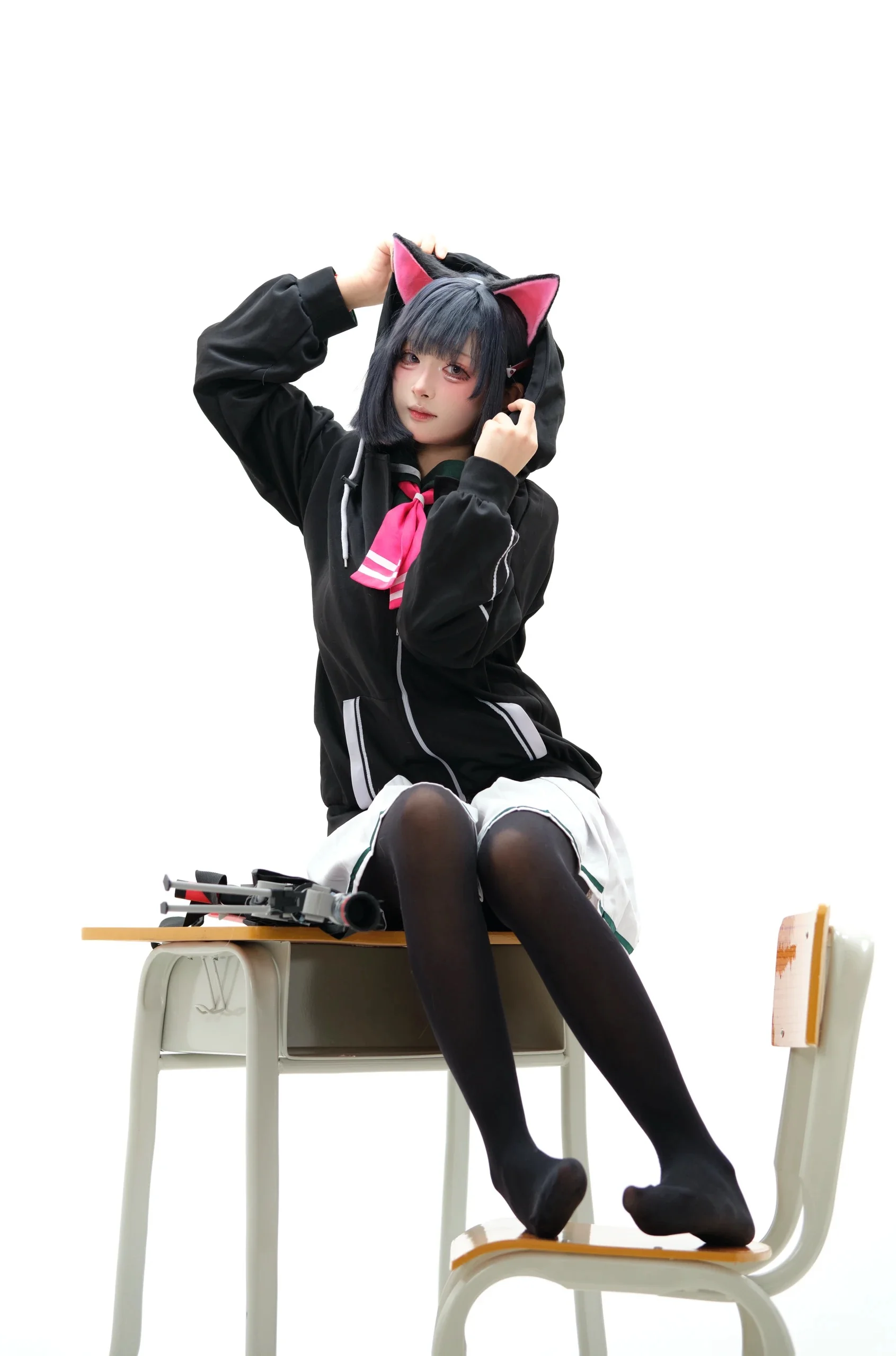 【杏山和纱cos】蔚蓝档案甜点部猫猫的日常 - 第 5 张