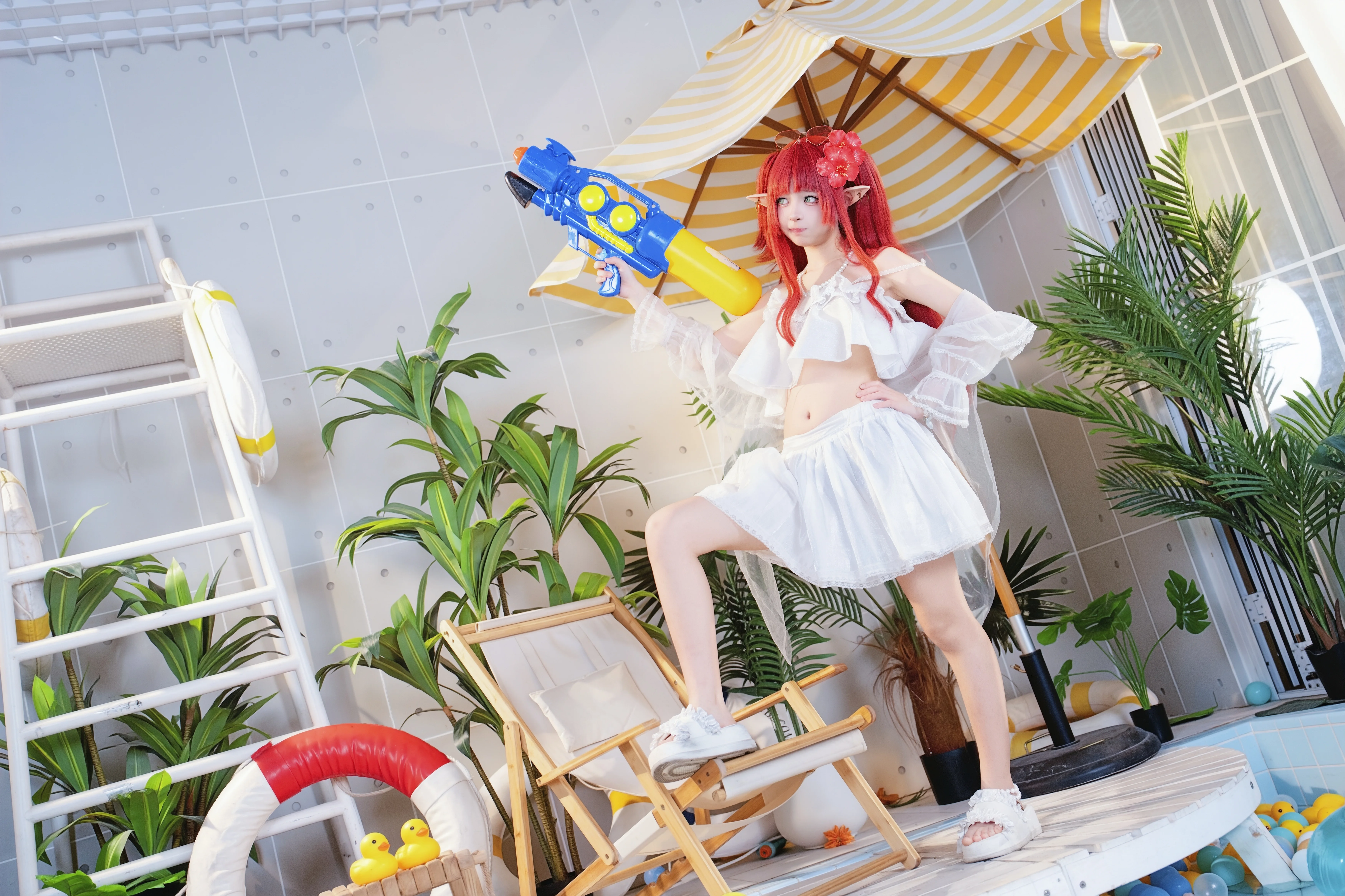 【桃金娘cos】博士，来泳池边打水仗吧 - 第 6 张