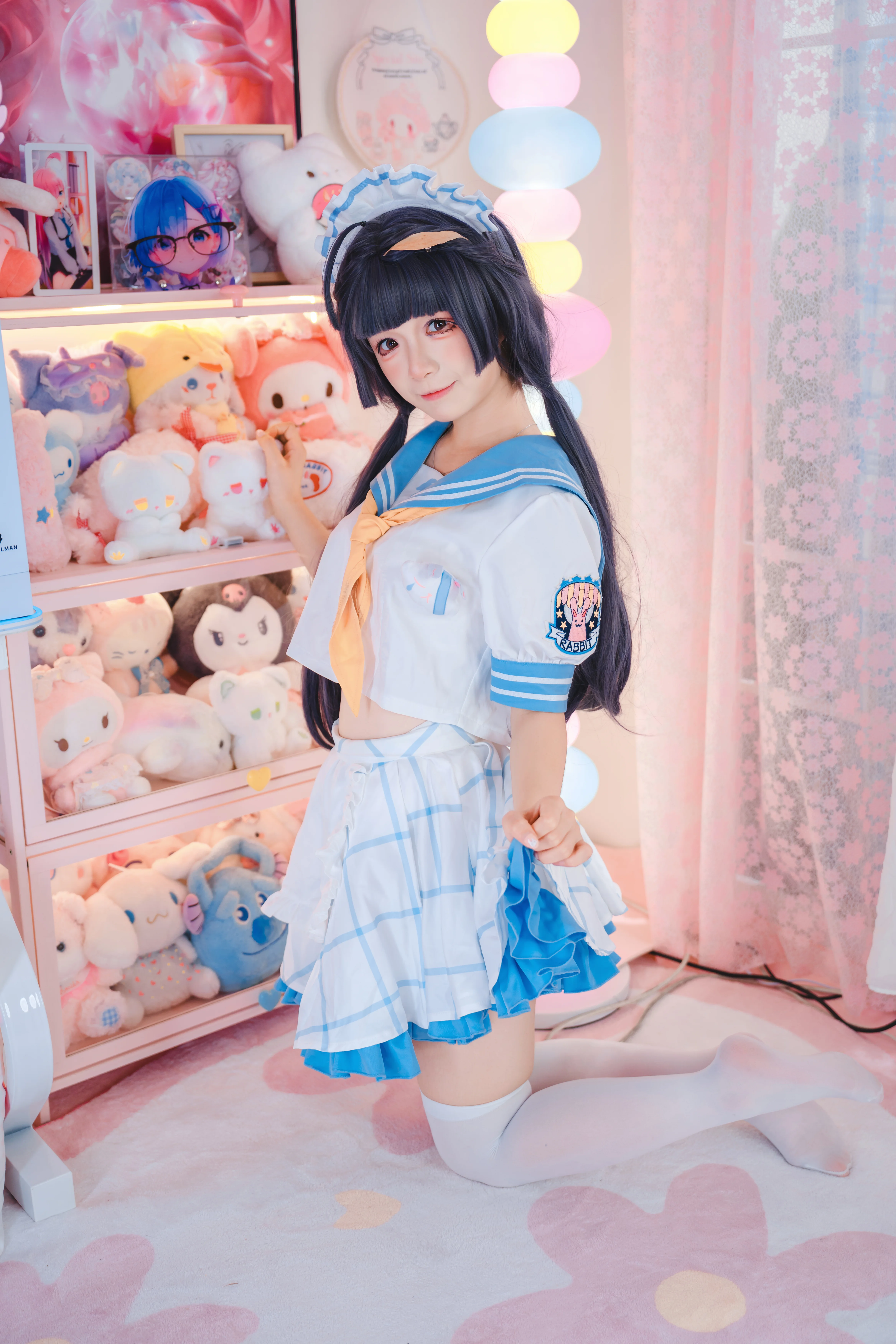蔚蓝档案霞泽美游cos，沉浸在电竞房的二次元少女