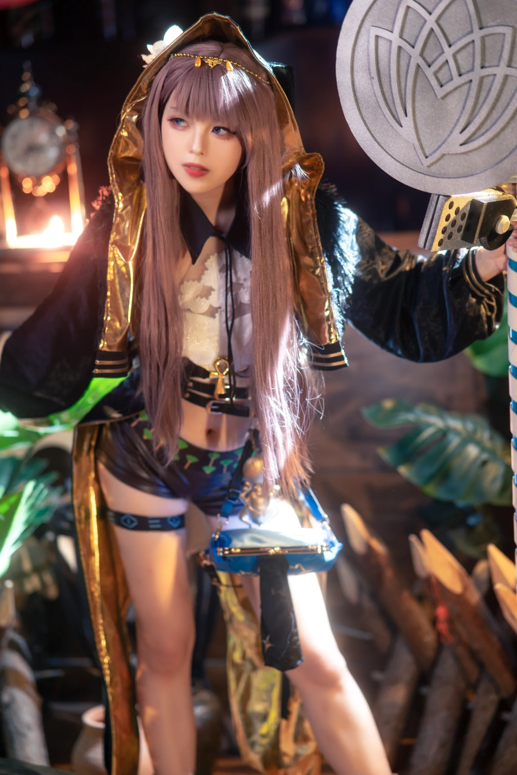 【佩佩cos】明日方舟的这把重锤，拍完整个人肩膀都废了 - 第 5 张