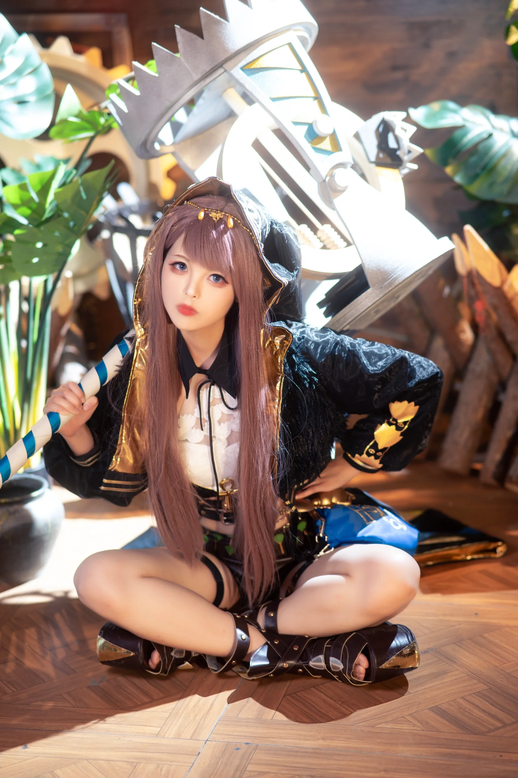 【佩佩cos】明日方舟的这把重锤，拍完整个人肩膀都废了 - 第 9 张