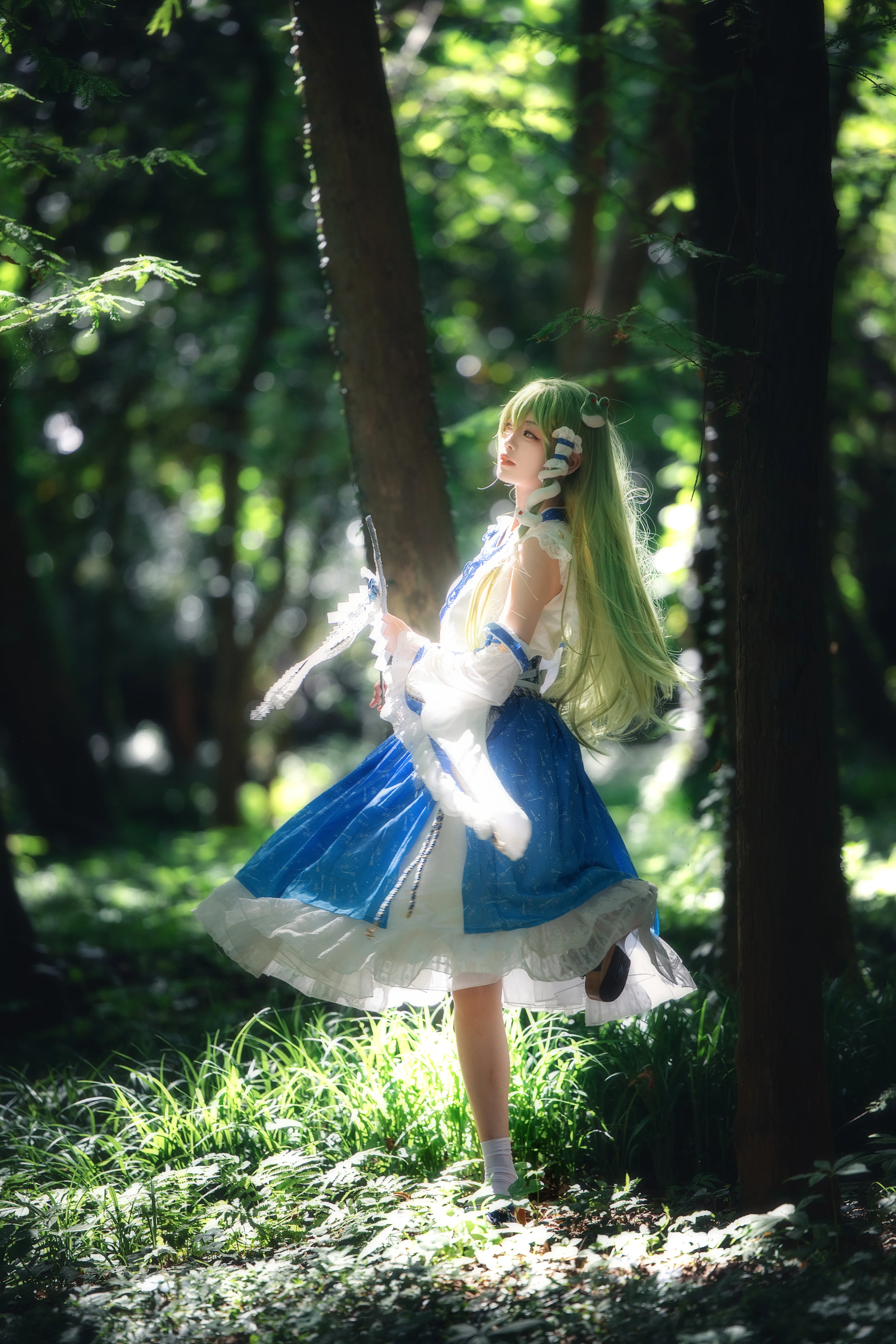 【东风谷早苗cos】盛夏林间的绿色奇迹，东方Project里的一抹清新 - 第 1 张