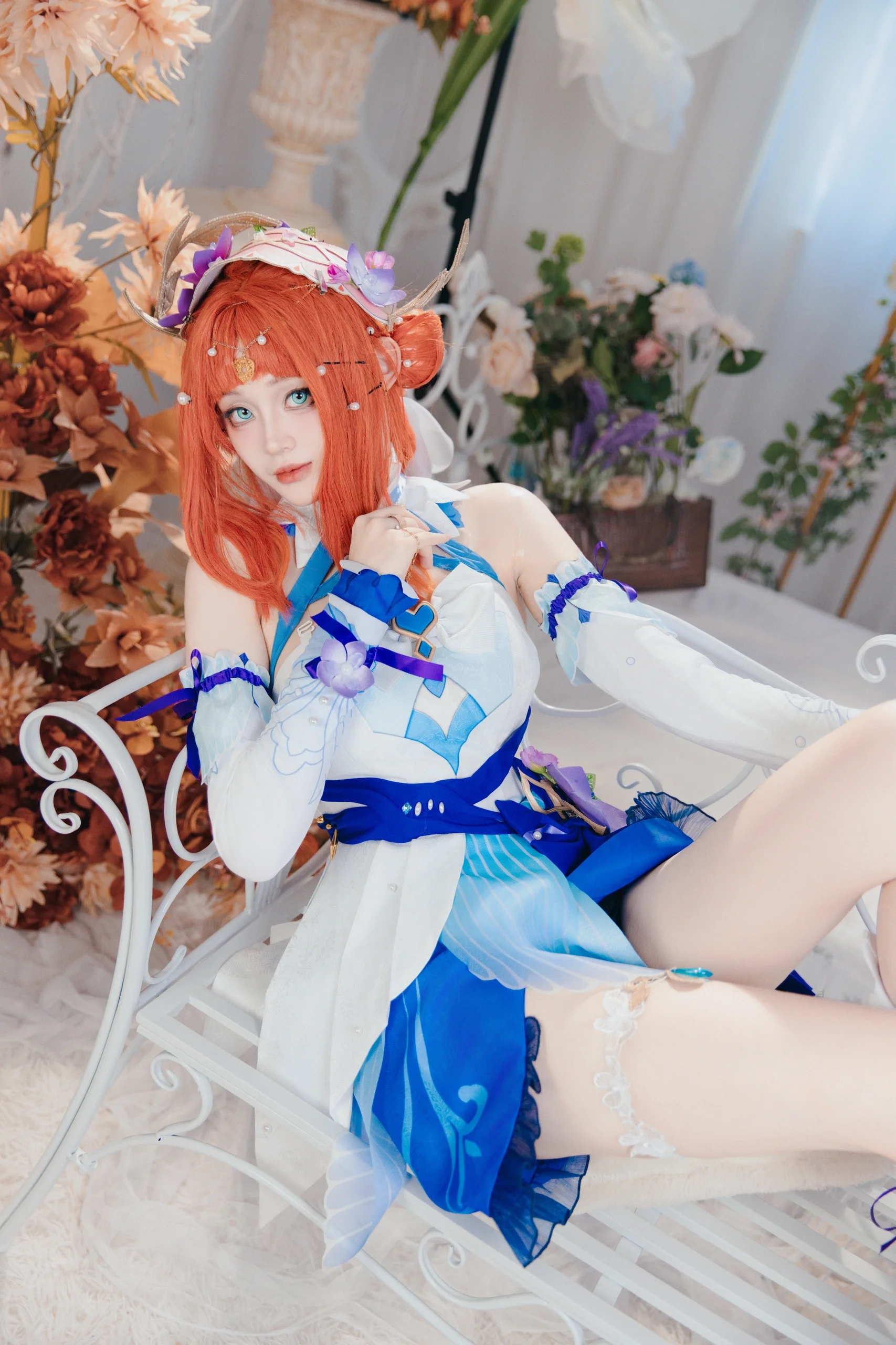 【妮露cos】原神花神诞祭的随拍，蓝白裙装的轻盈感 - 第 4 张