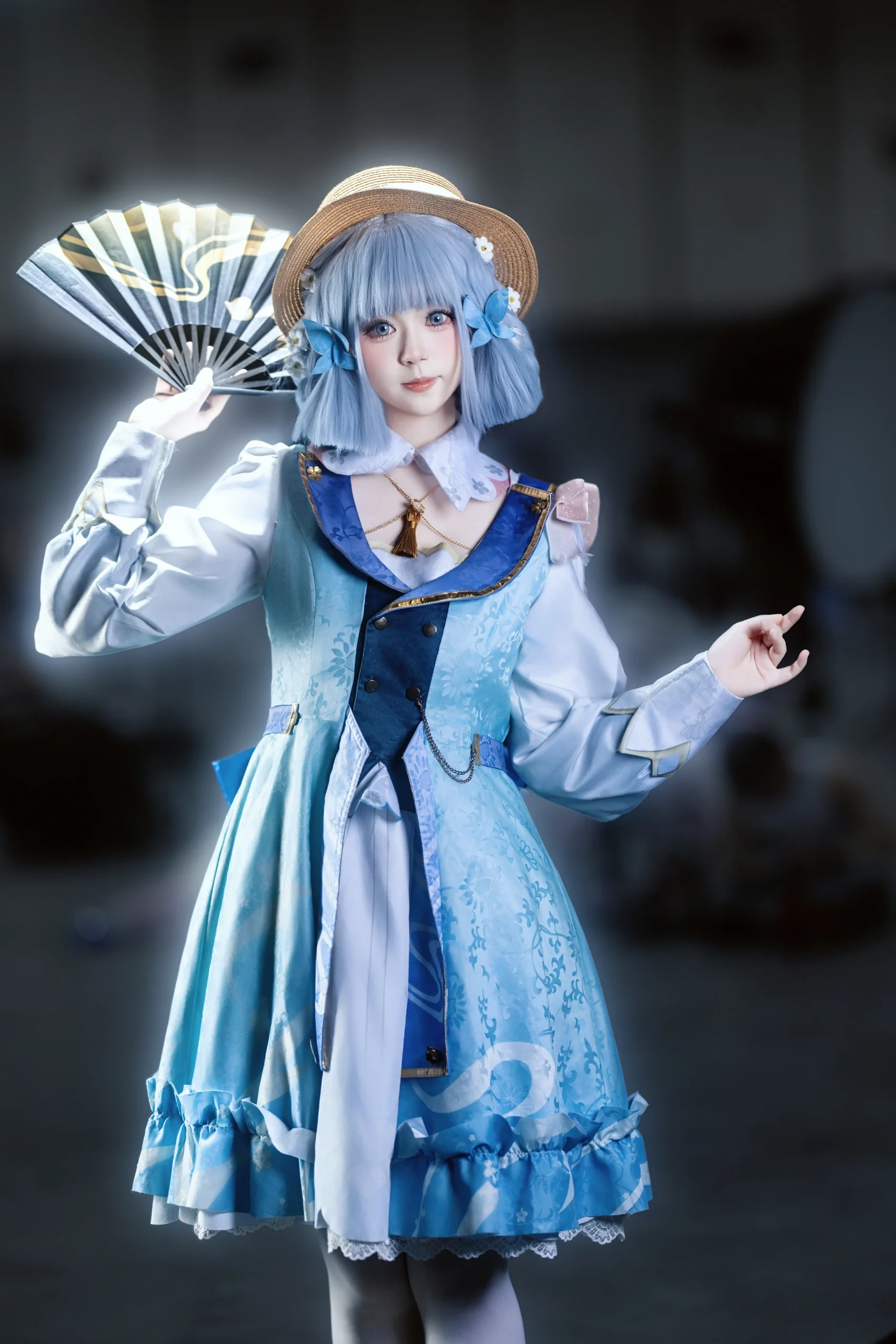 【神里绫华cos】金陵场照里的花时来信，一把折扇与蓝白裙摆 - 第 4 张