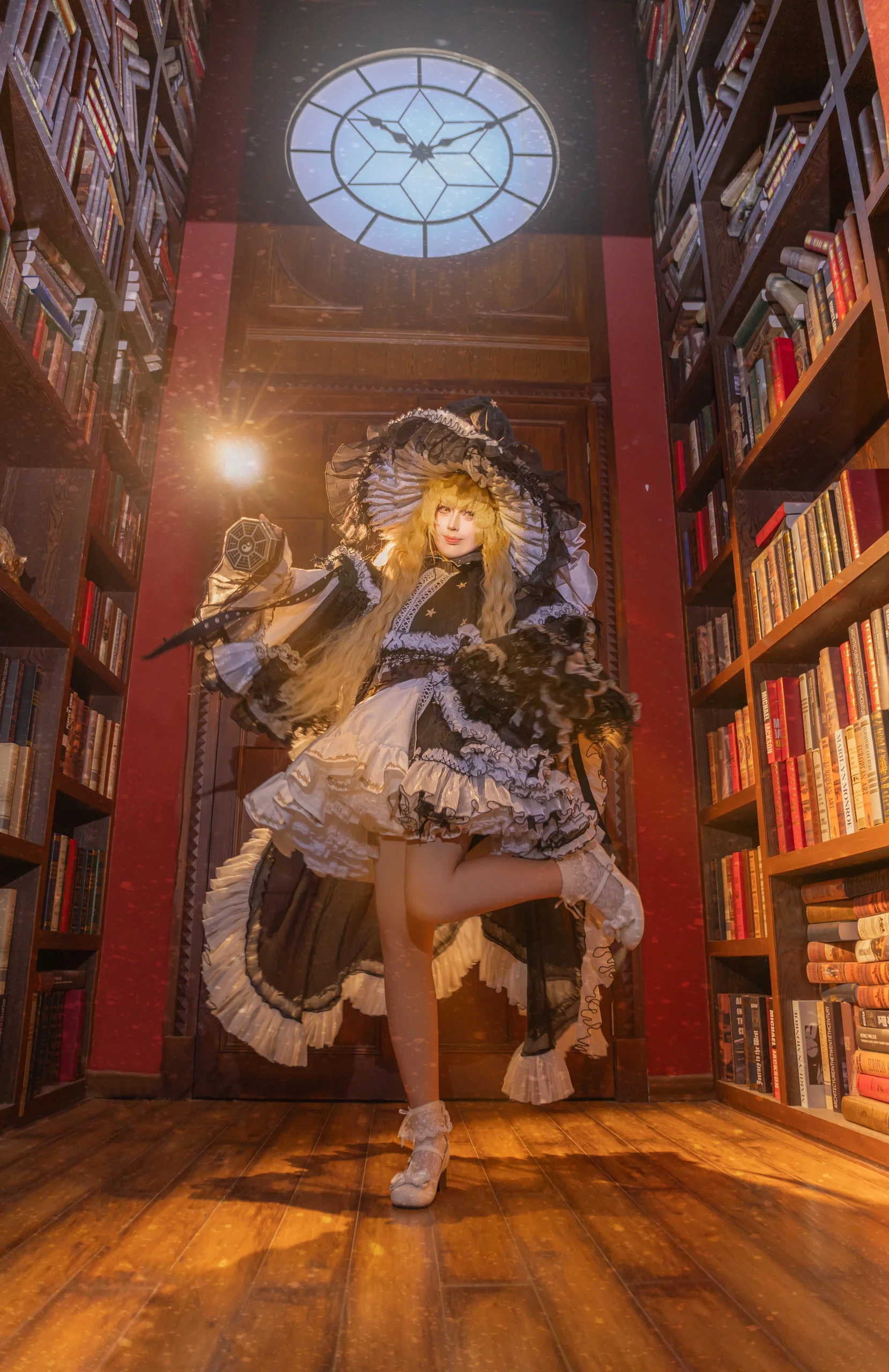 【雾雨魔理沙cos】东方project的魔法使，在书库里的借书日常 - 第 8 张