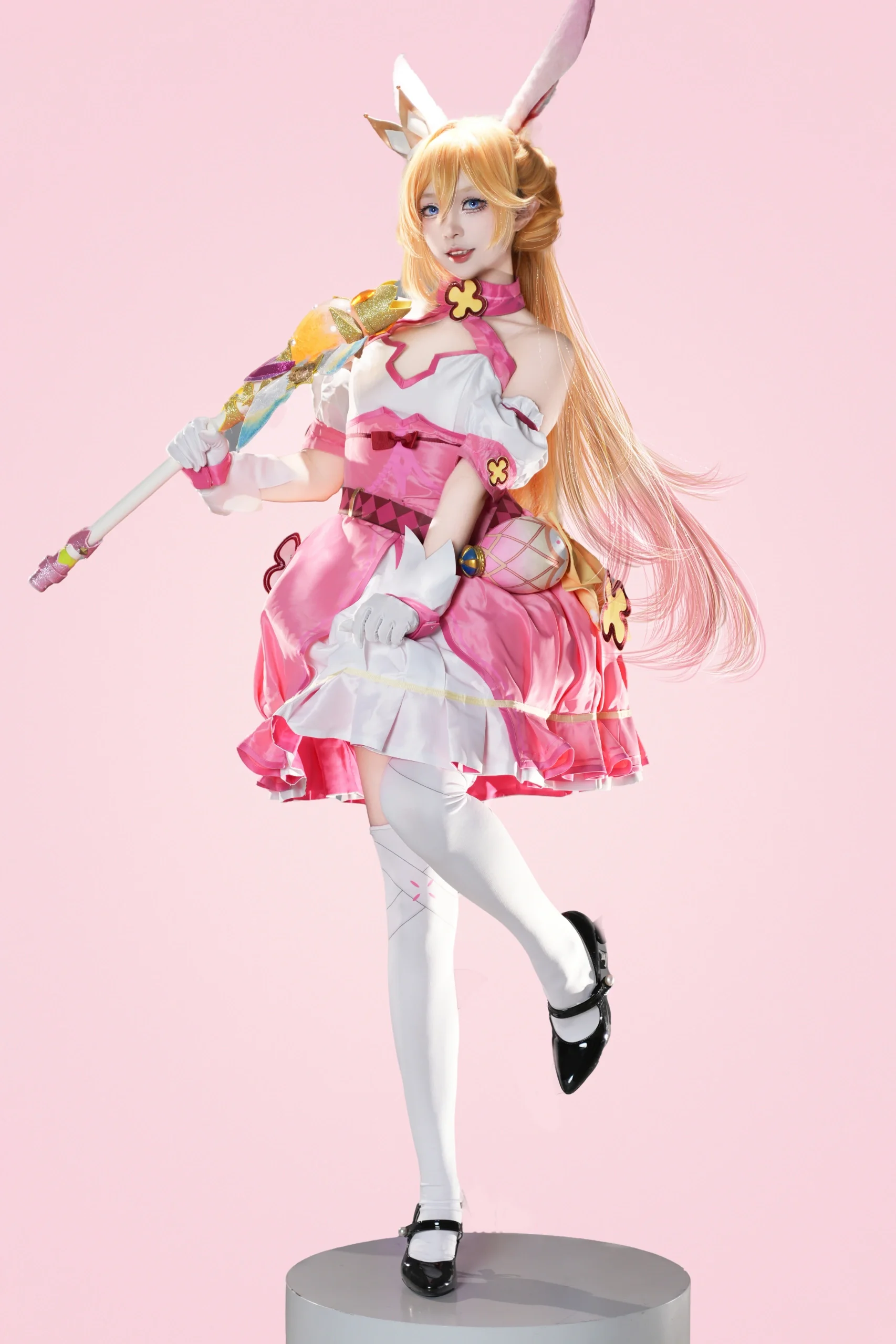 【幽兰黛尔cos】崩坏3魔法少女造型的同人创作分享