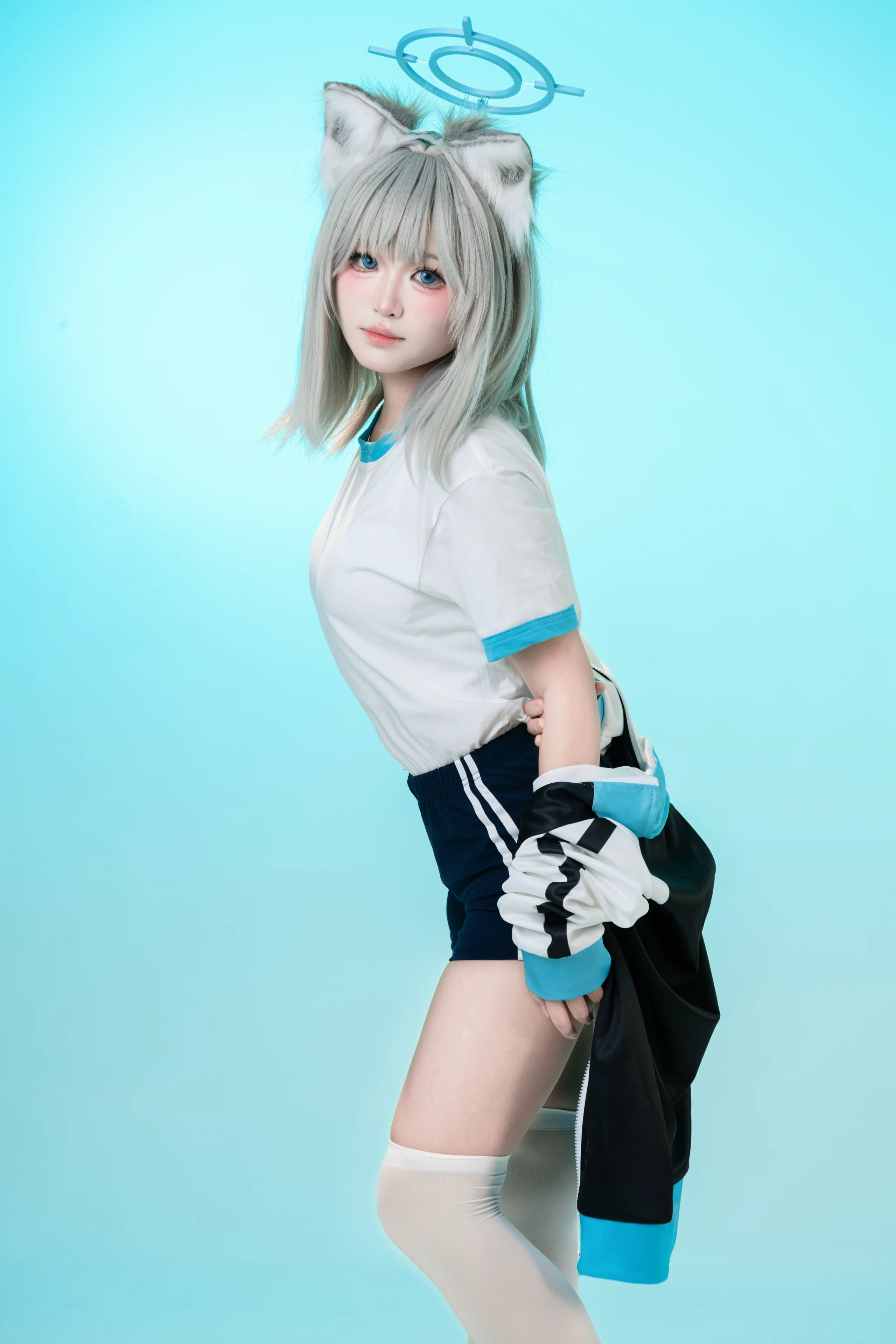 【砂狼白子cos】阳光下的体操服少女 - 第 3 张