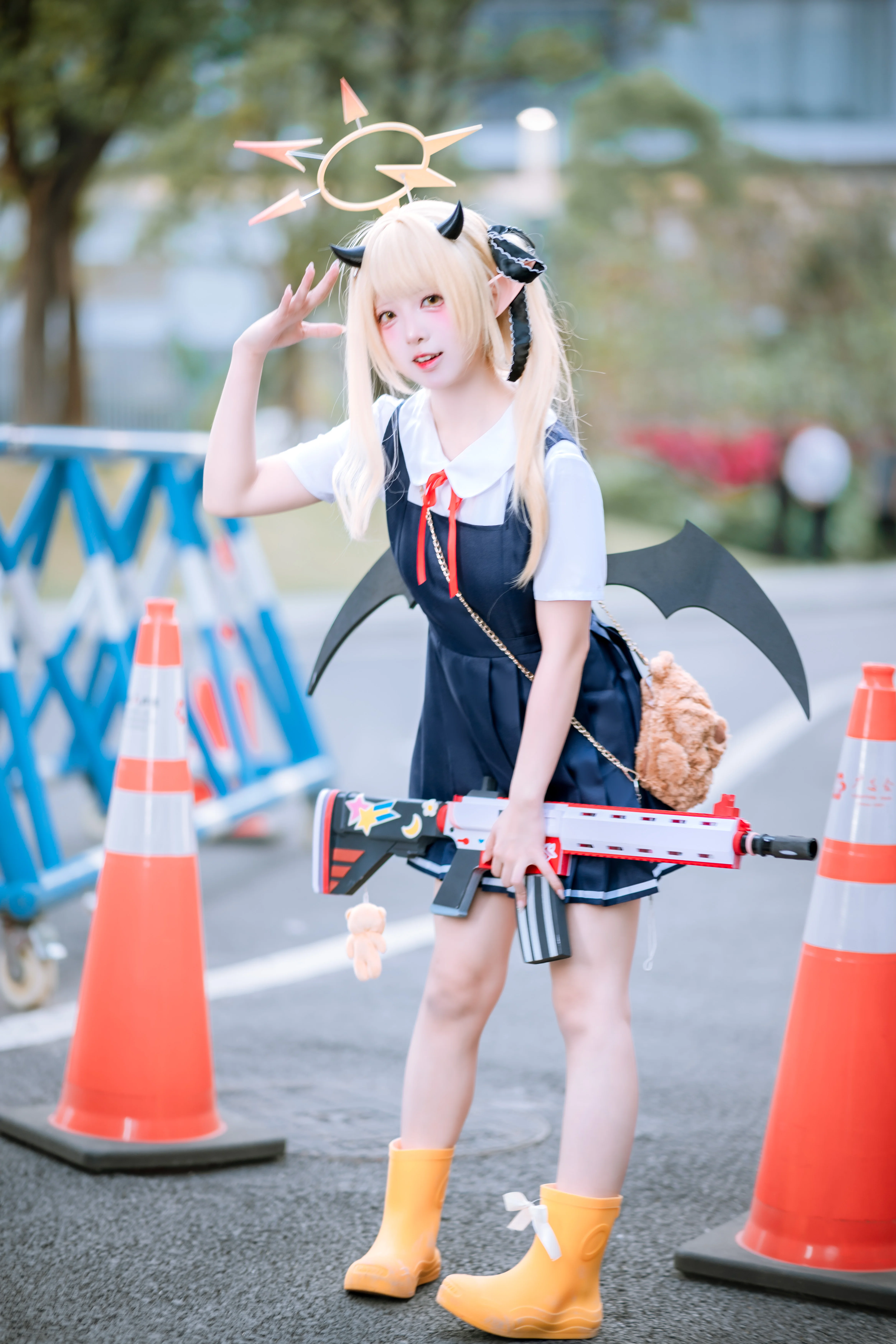 【丹花伊吹cos】蔚蓝档案里的夏日游走少女 - 第 4 张