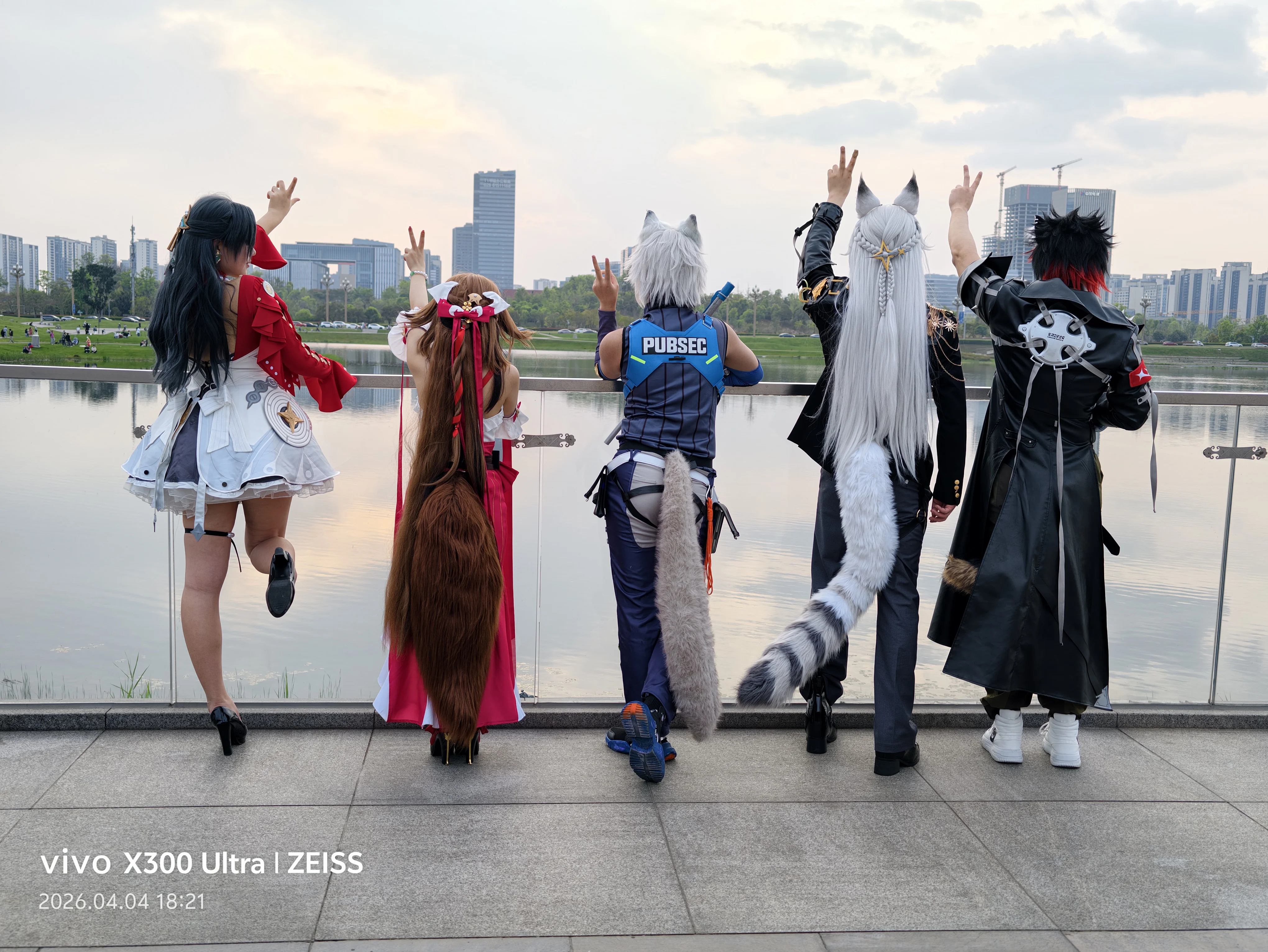 【叶瞬光cos】绝区零里打卡成都漫展的快乐碎片 - 第 2 张