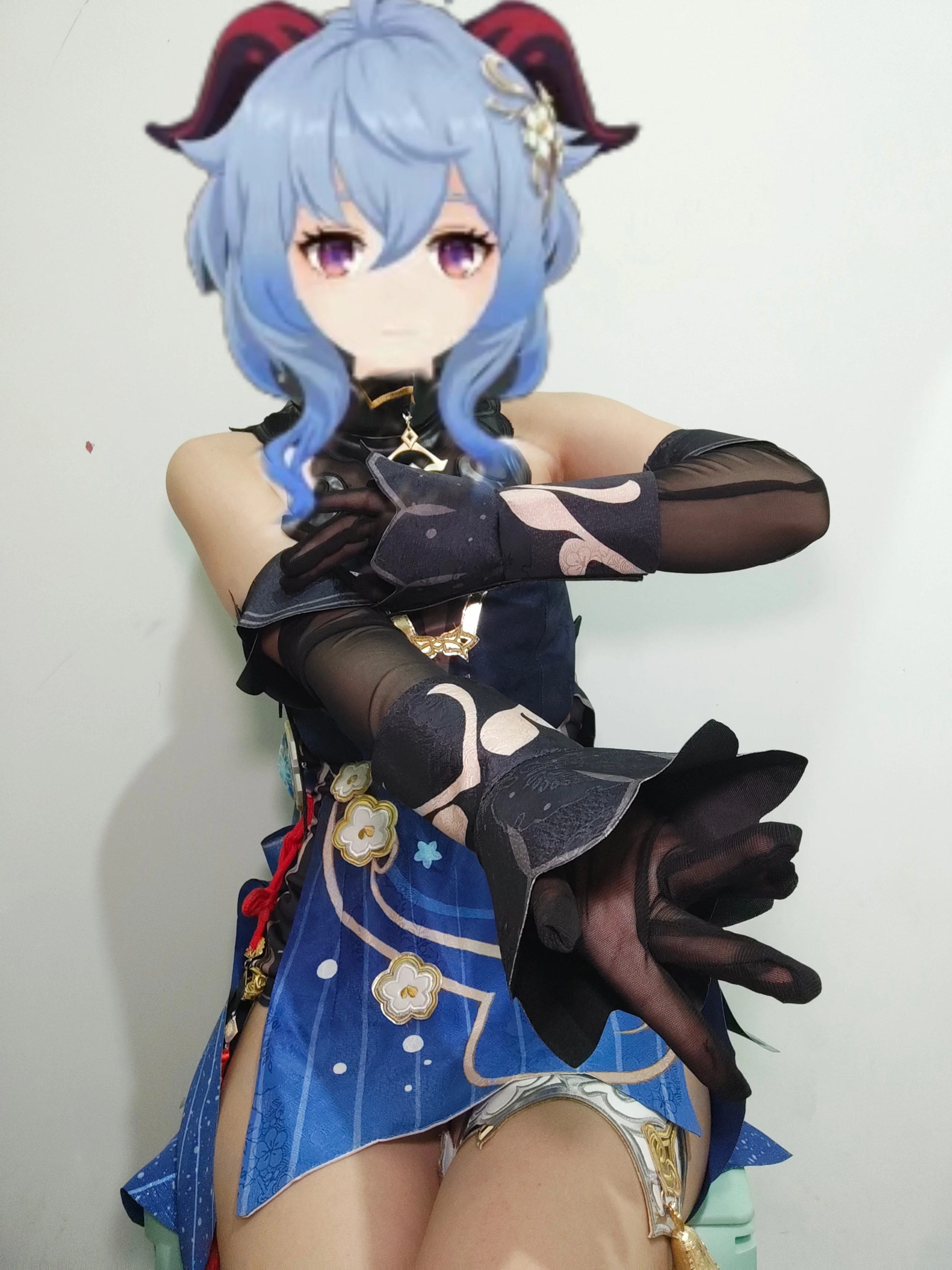 【甘雨cos】玄玉瑶芳试衣，这套裙摆和设计真的好绝 - 第 1 张
