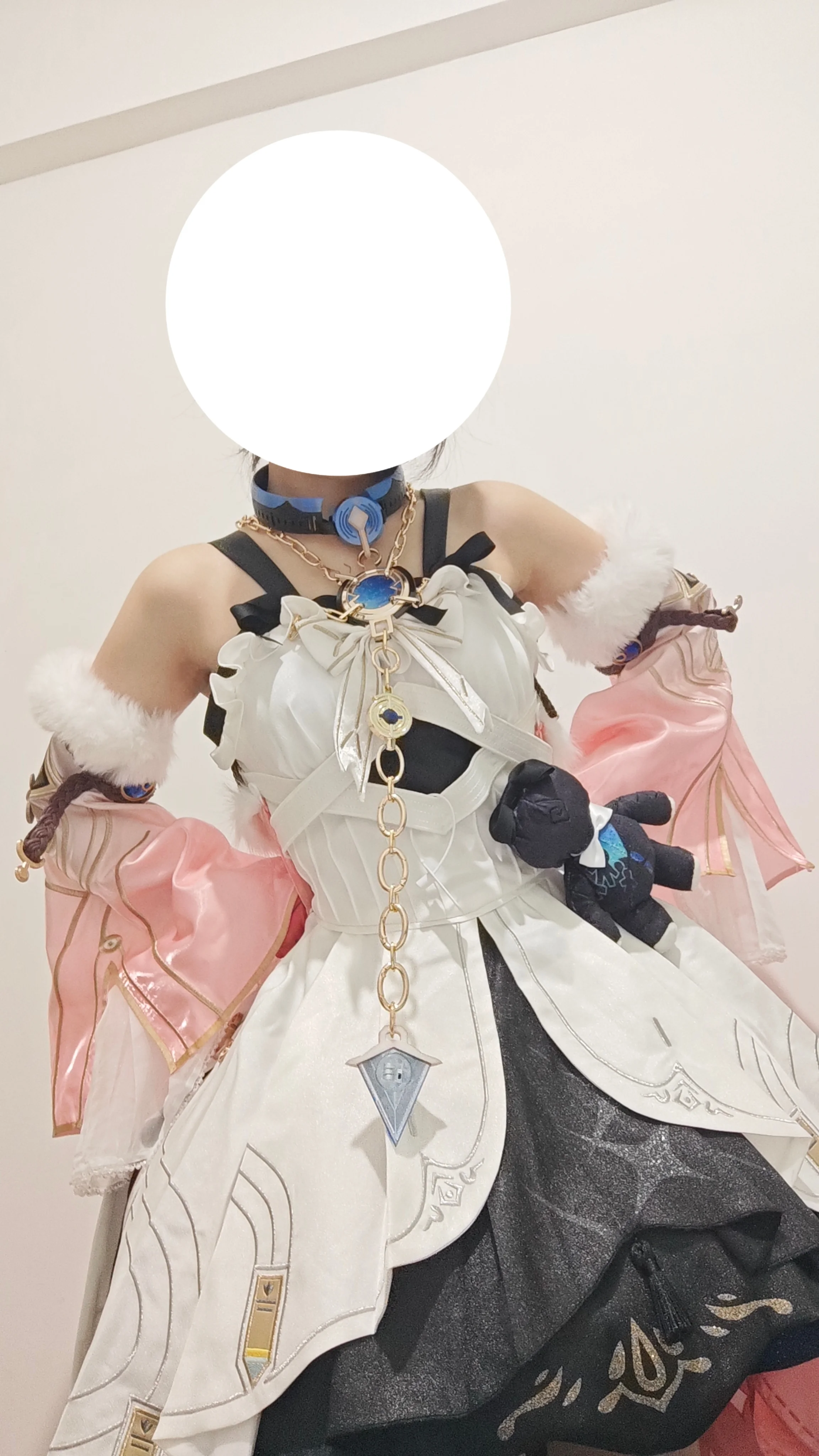 达妮娅cos试衣体验，鸣潮萌系服装饰品细节全记录 - 第 2 张