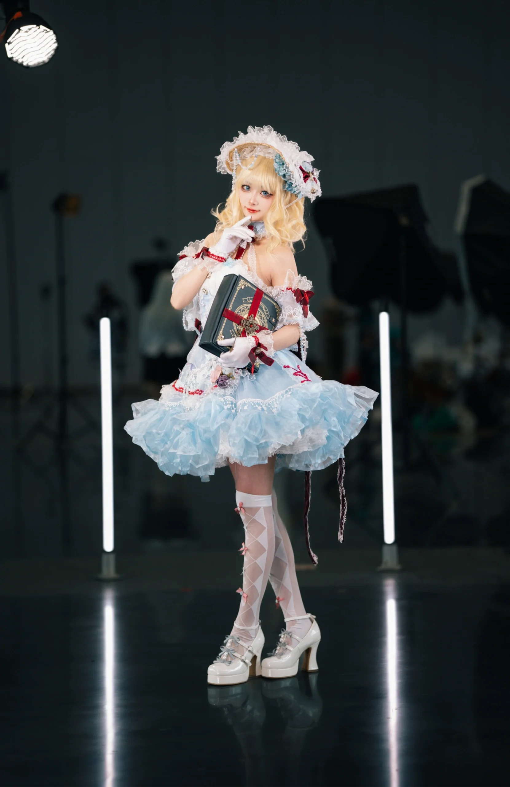 【爱丽丝玛格特罗伊德cos】东方Project，光影间定格人偶般的魔法少女 - 第 12 张