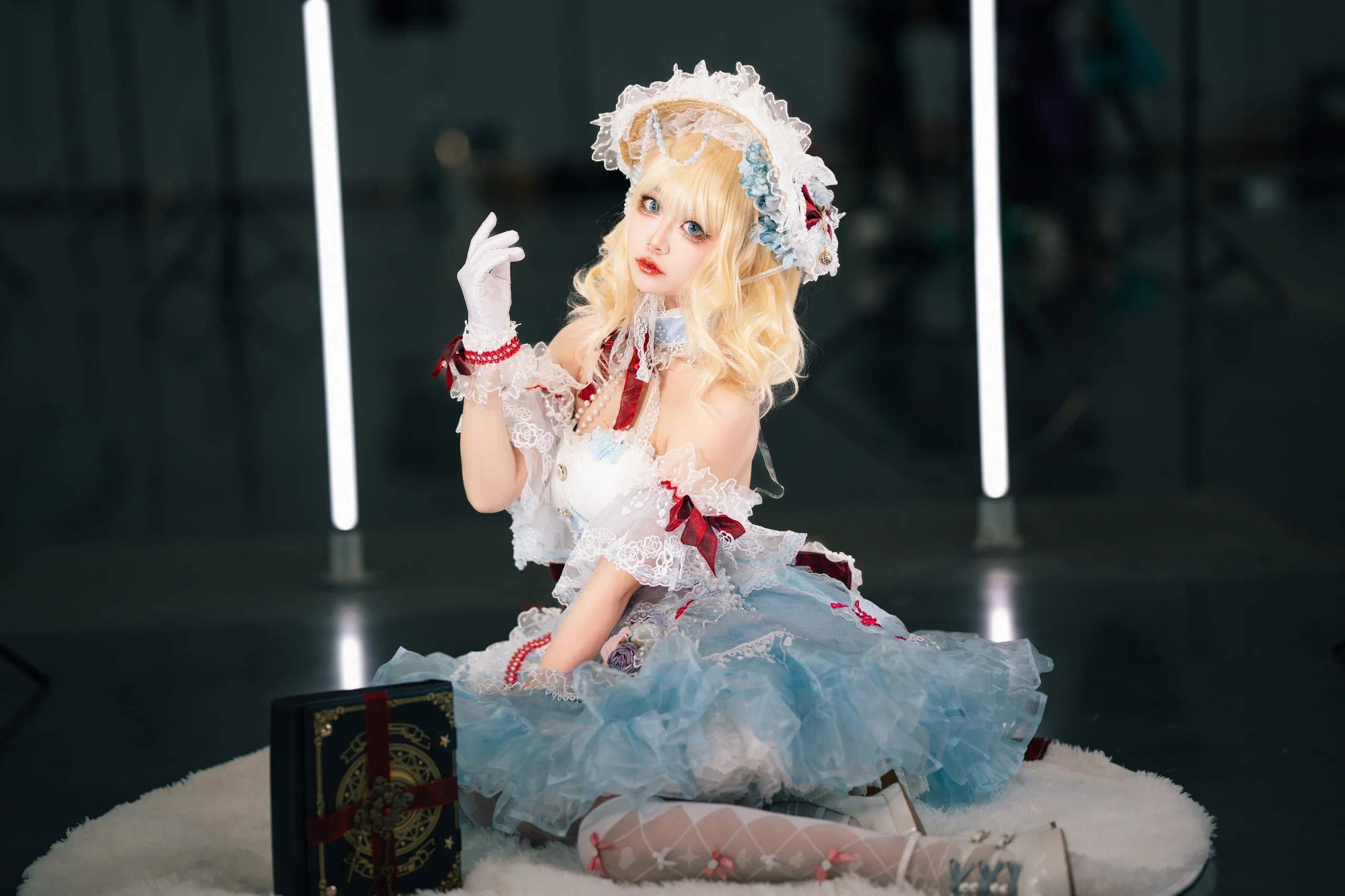 【爱丽丝玛格特罗伊德cos】东方Project，光影间定格人偶般的魔法少女 - 第 4 张