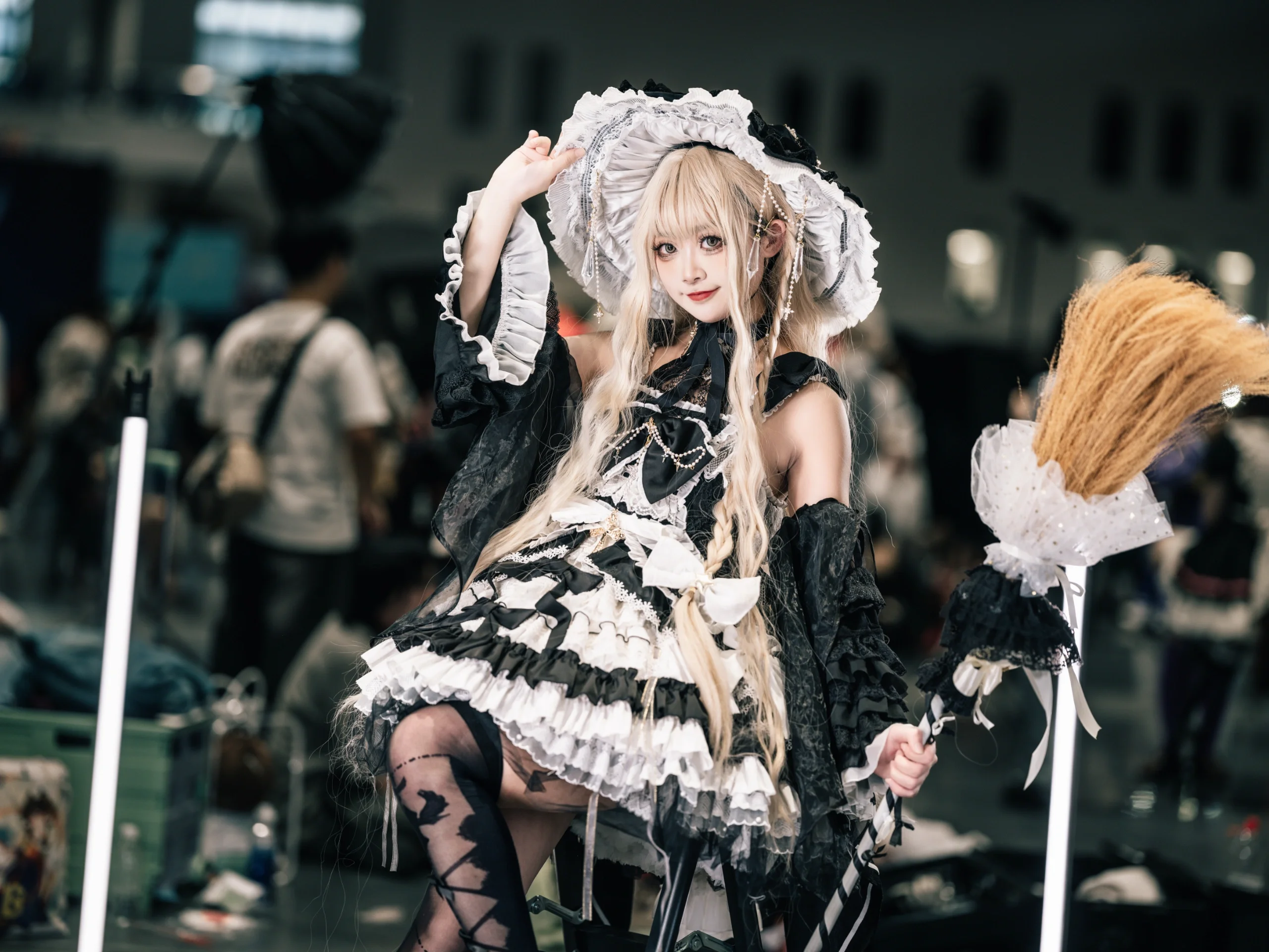 【暴食の魔女グラニコスプレ】アニメイベント撮影における小魔女ポーズ参考 - 16 枚目