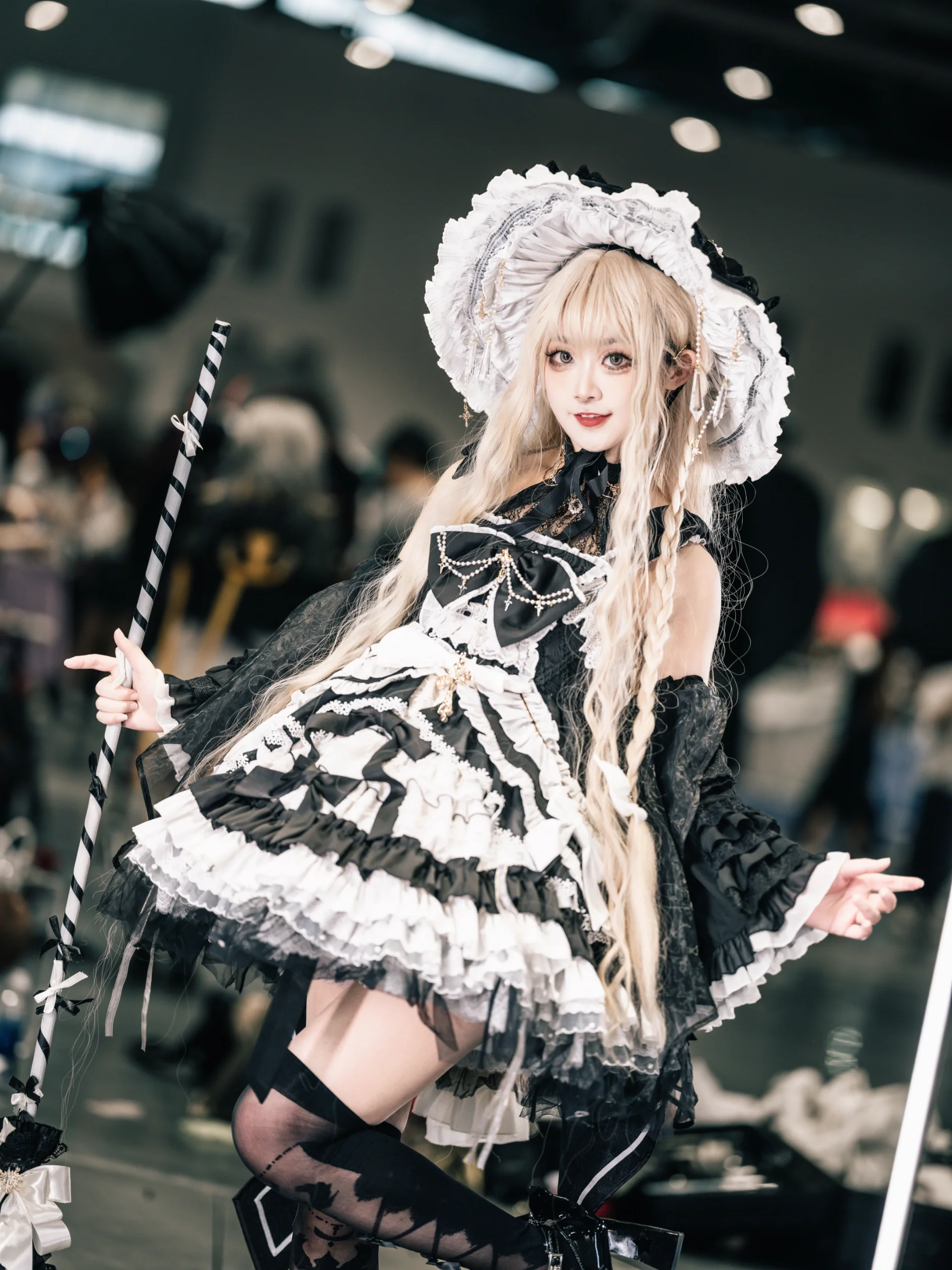 【暴食の魔女グラニコスプレ】アニメイベント撮影における小魔女ポーズ参考 - 7 枚目