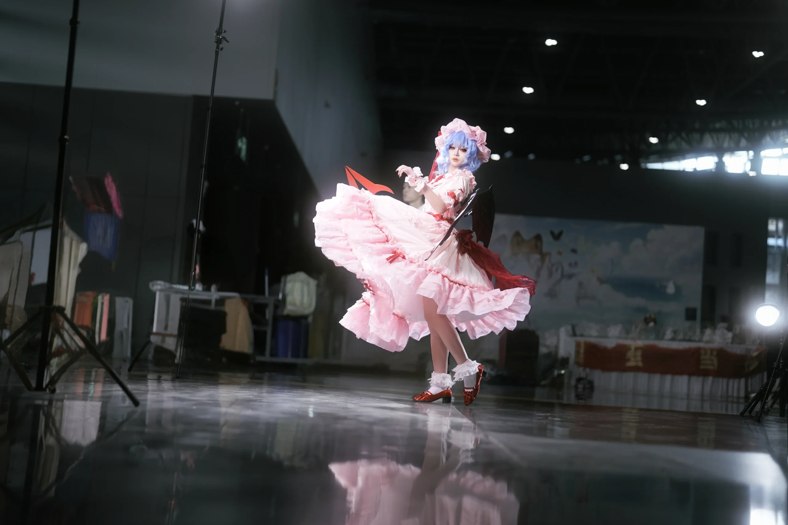 【蕾米莉亚cos】东方Project大小姐的漫展实拍与动作分享