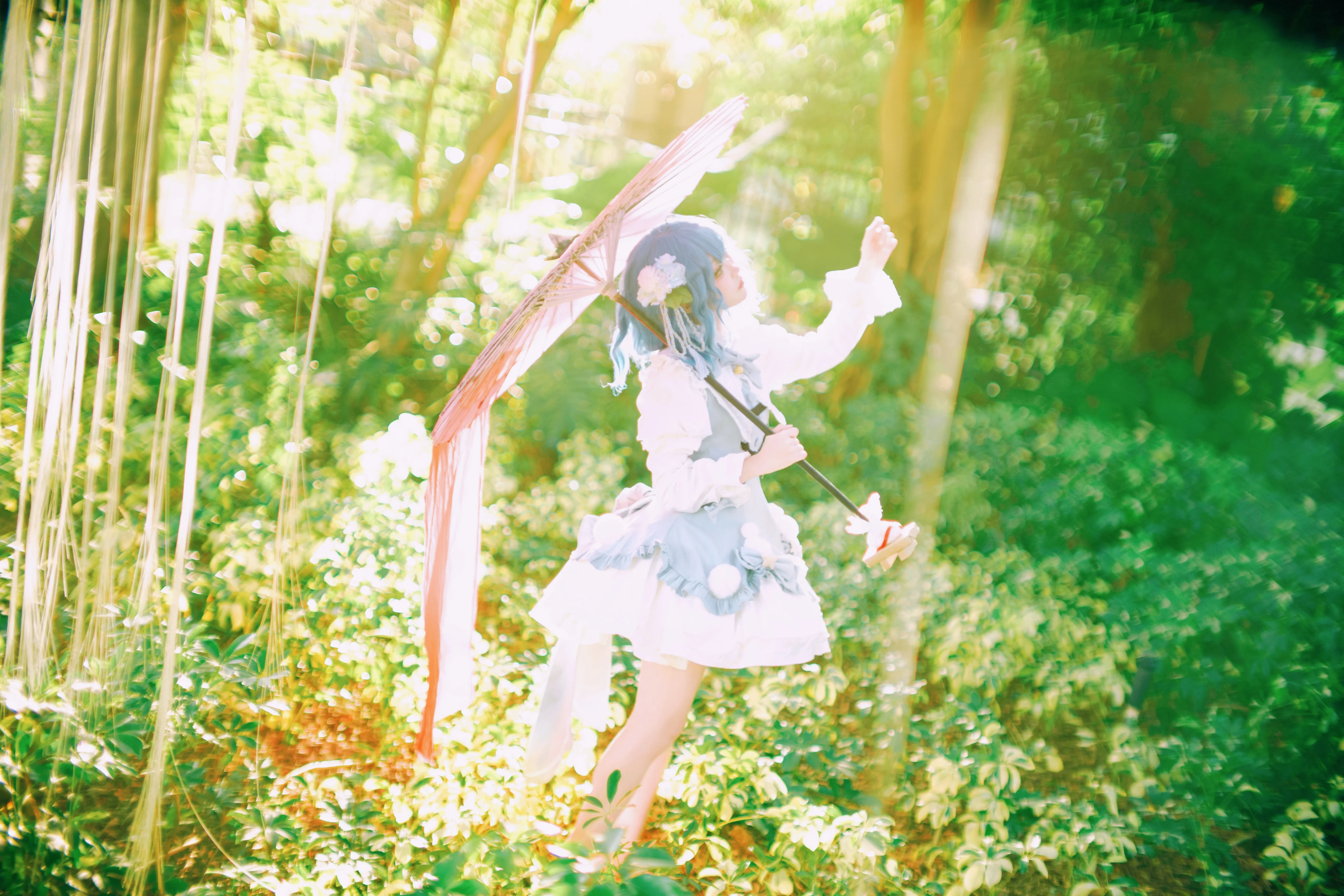 【多多良小伞cos】东方project，林间逆光下的粉伞少女 - 第 6 张