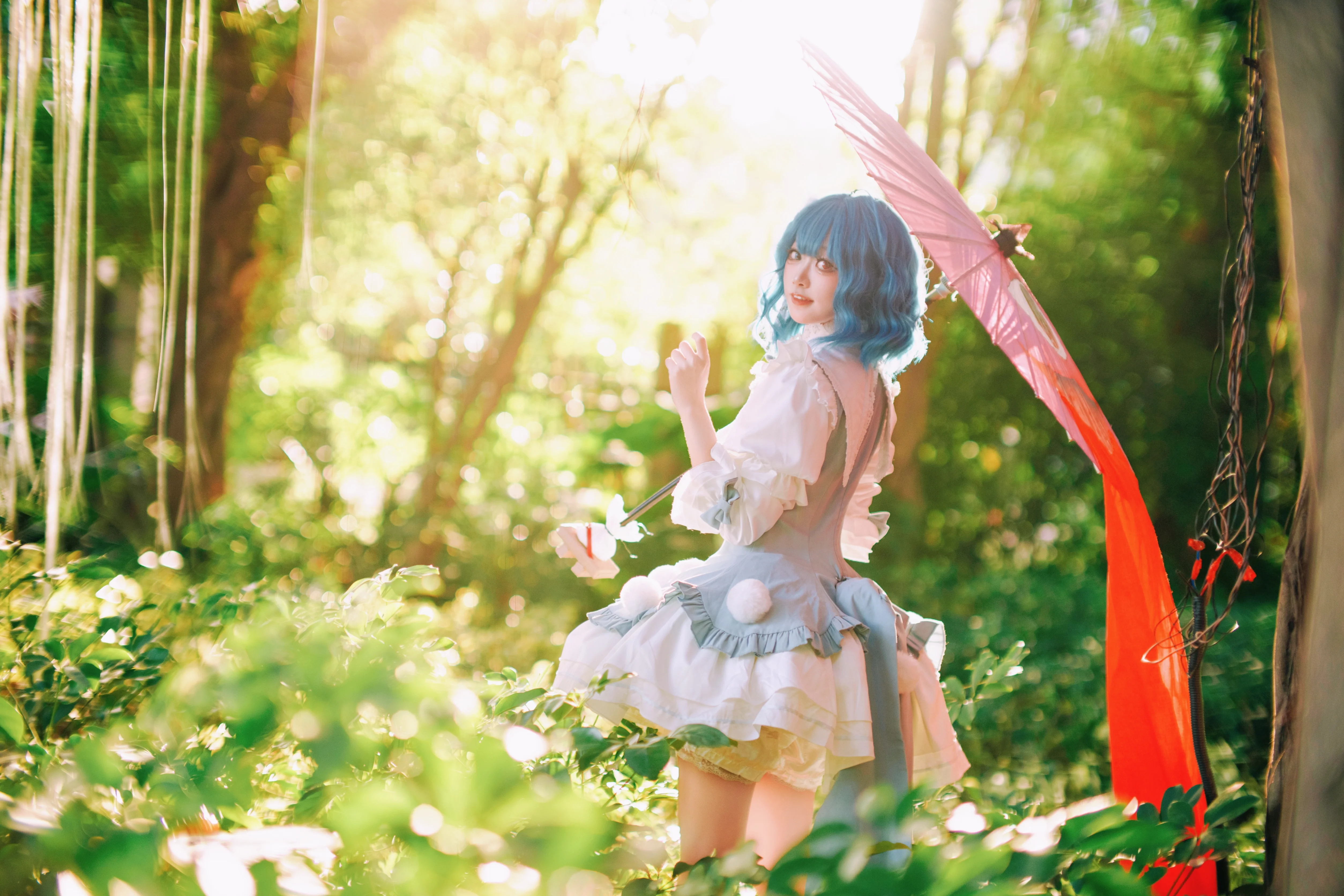 【多多良小伞cos】东方project，林间逆光下的粉伞少女 - 第 8 张