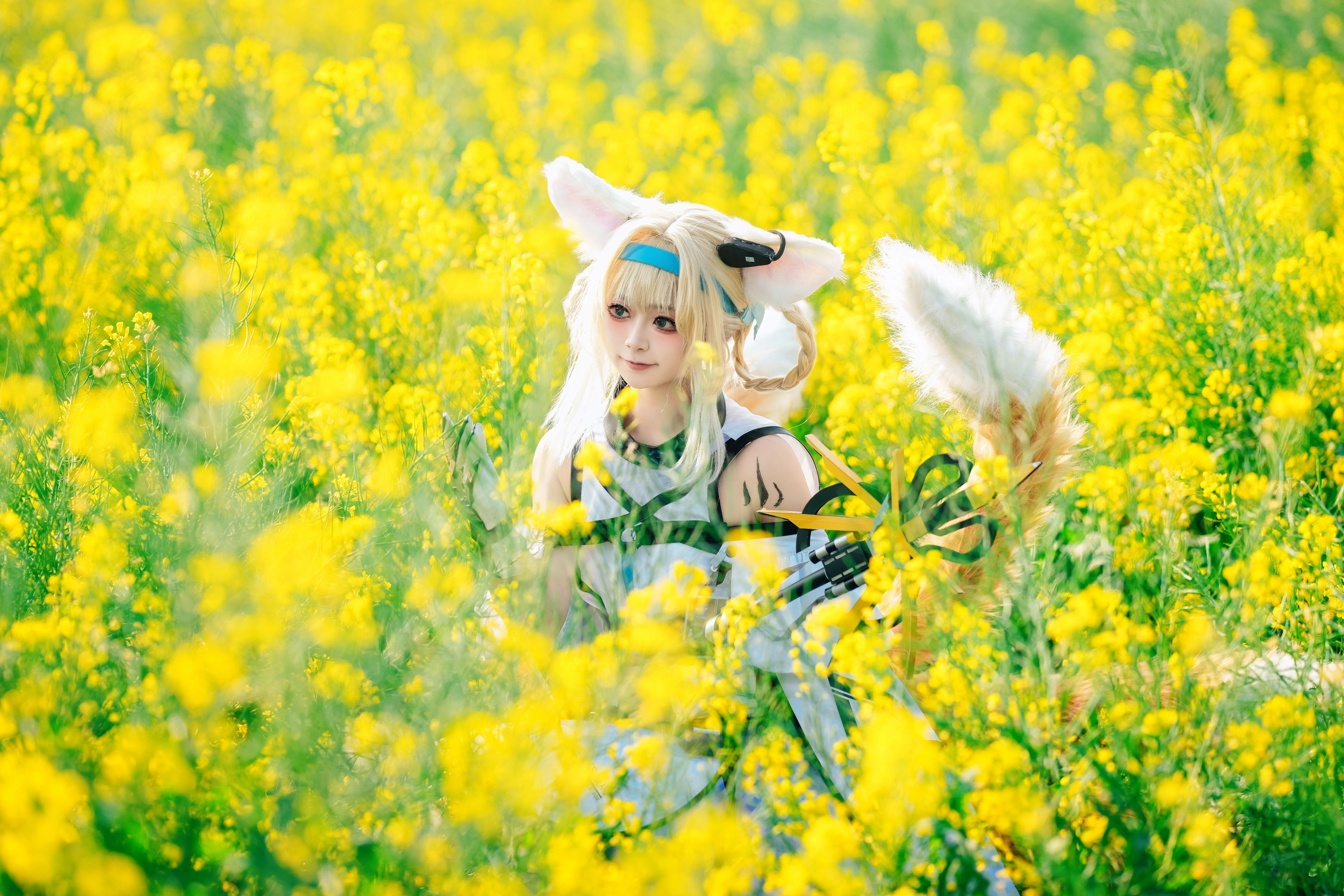 【铃兰cos】明日方舟，春日油菜花田里的治愈光晕 - 第 5 张