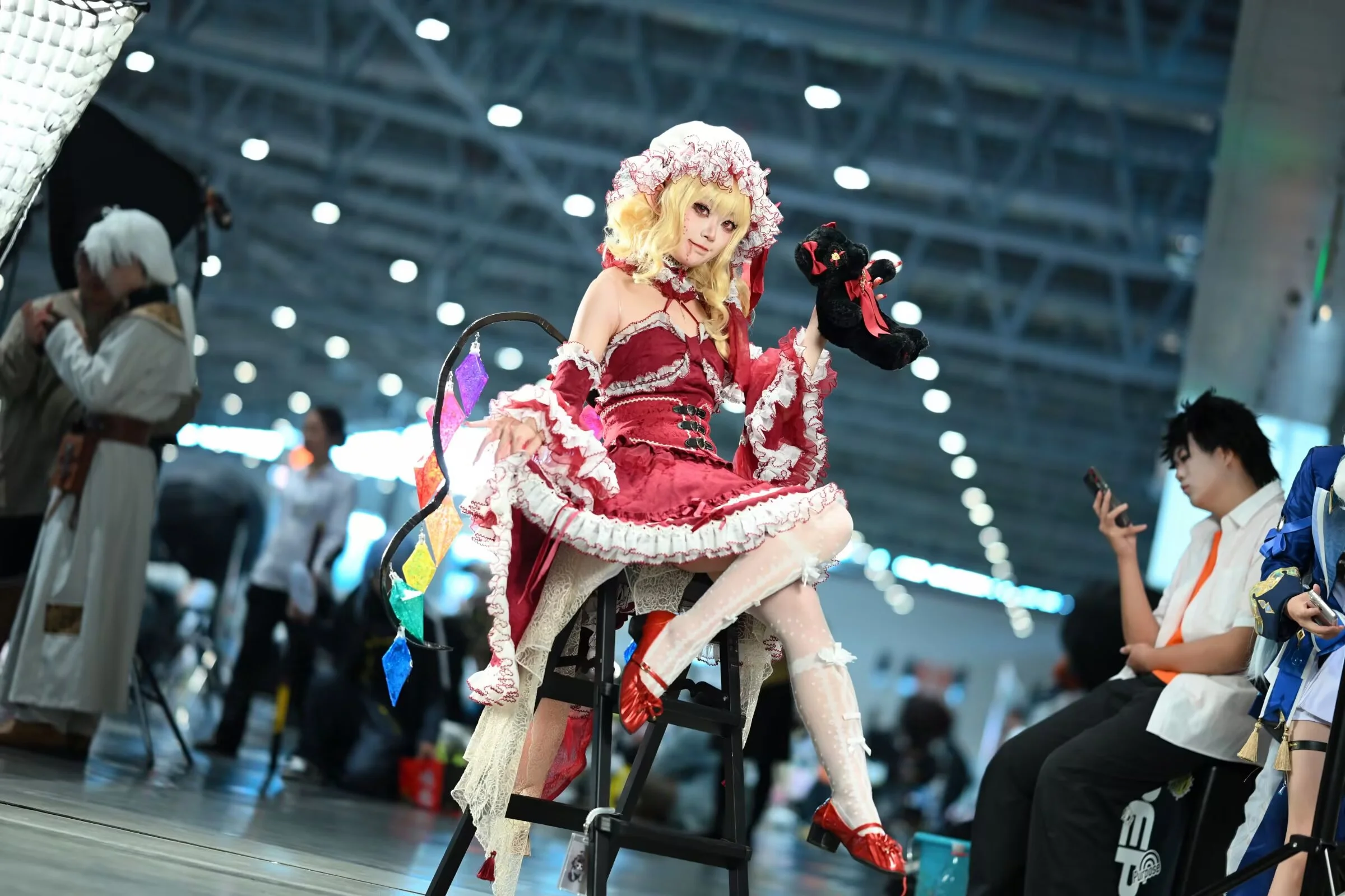 【芙兰朵露cos】东方红魔馆的二小姐，漫展动作废拯救指南 - 第 11 张