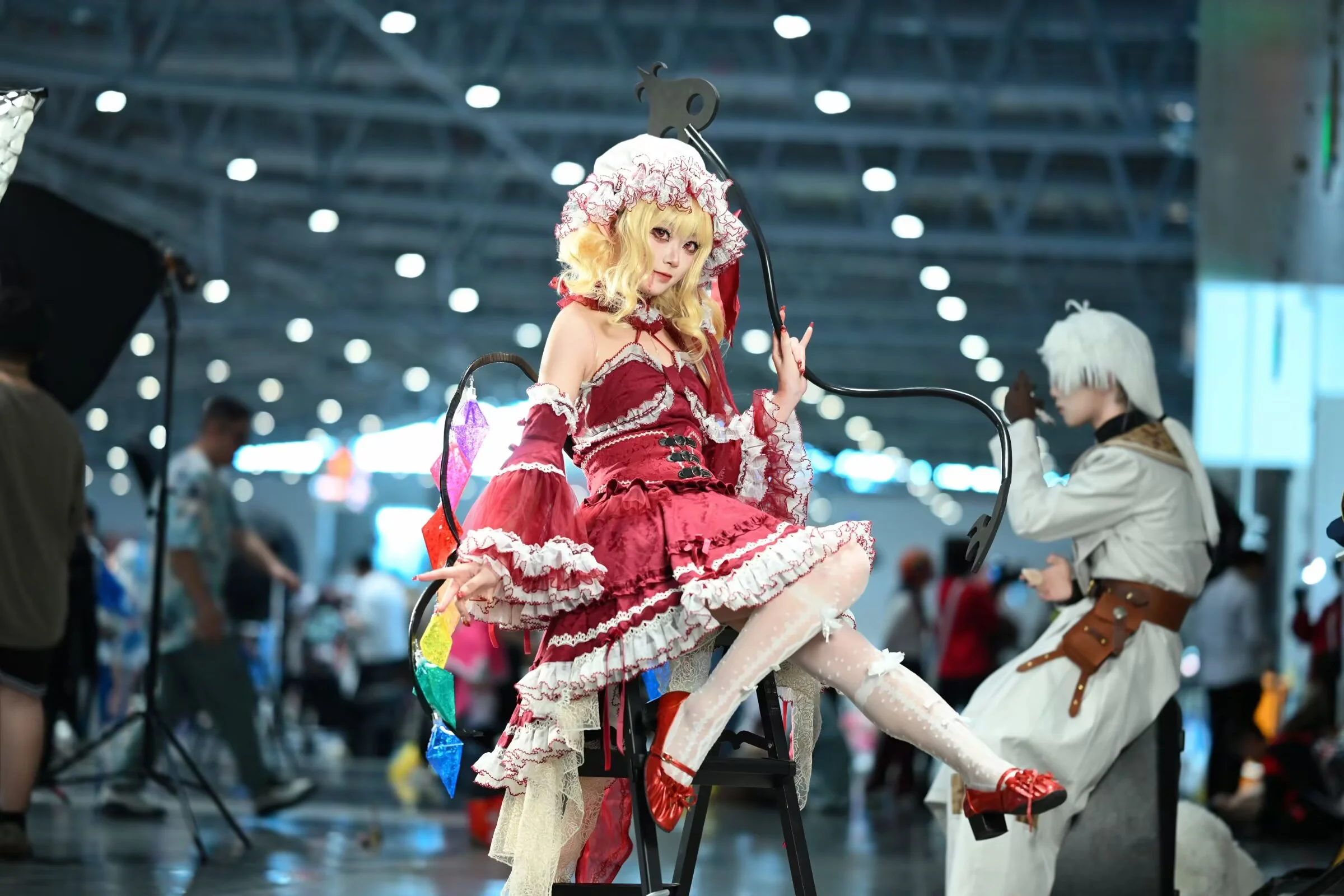 【芙兰朵露cos】东方红魔馆的二小姐，漫展动作废拯救指南 - 第 14 张