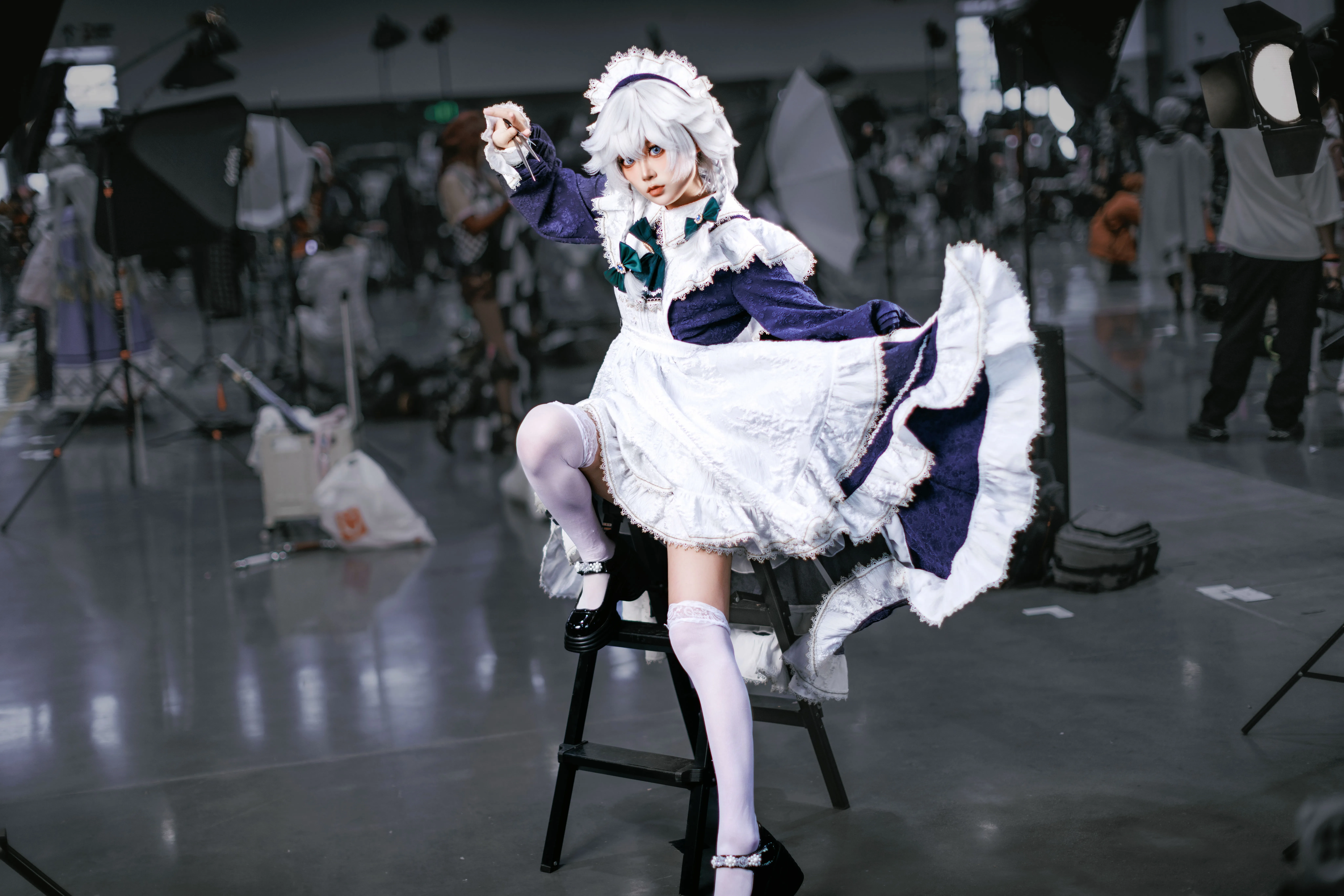 【十六夜咲夜cos】东方Project女仆长，飞刀与裙摆的实战动作解析 - 第 13 张