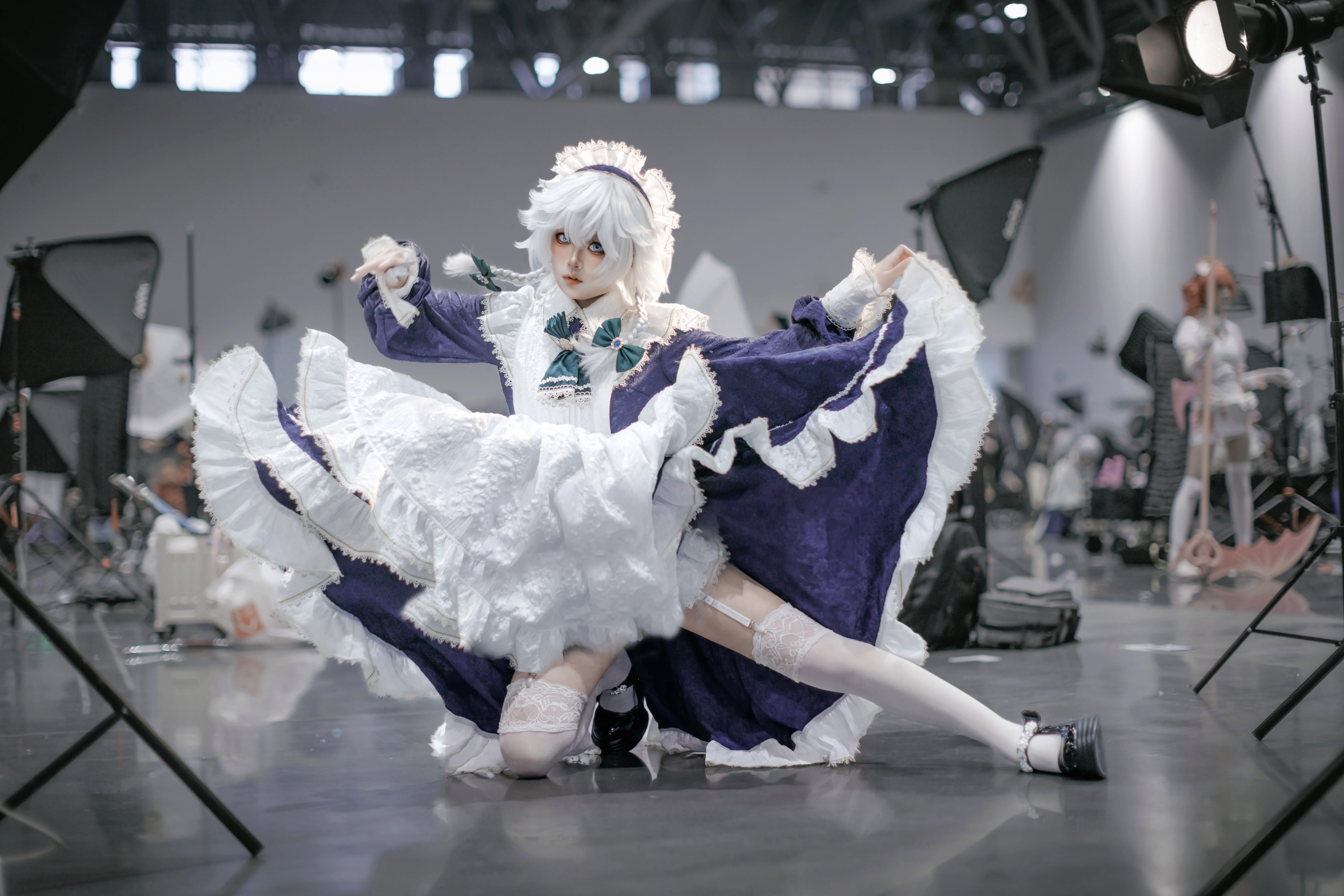 【十六夜咲夜cos】东方Project女仆长，飞刀与裙摆的实战动作解析 - 第 15 张