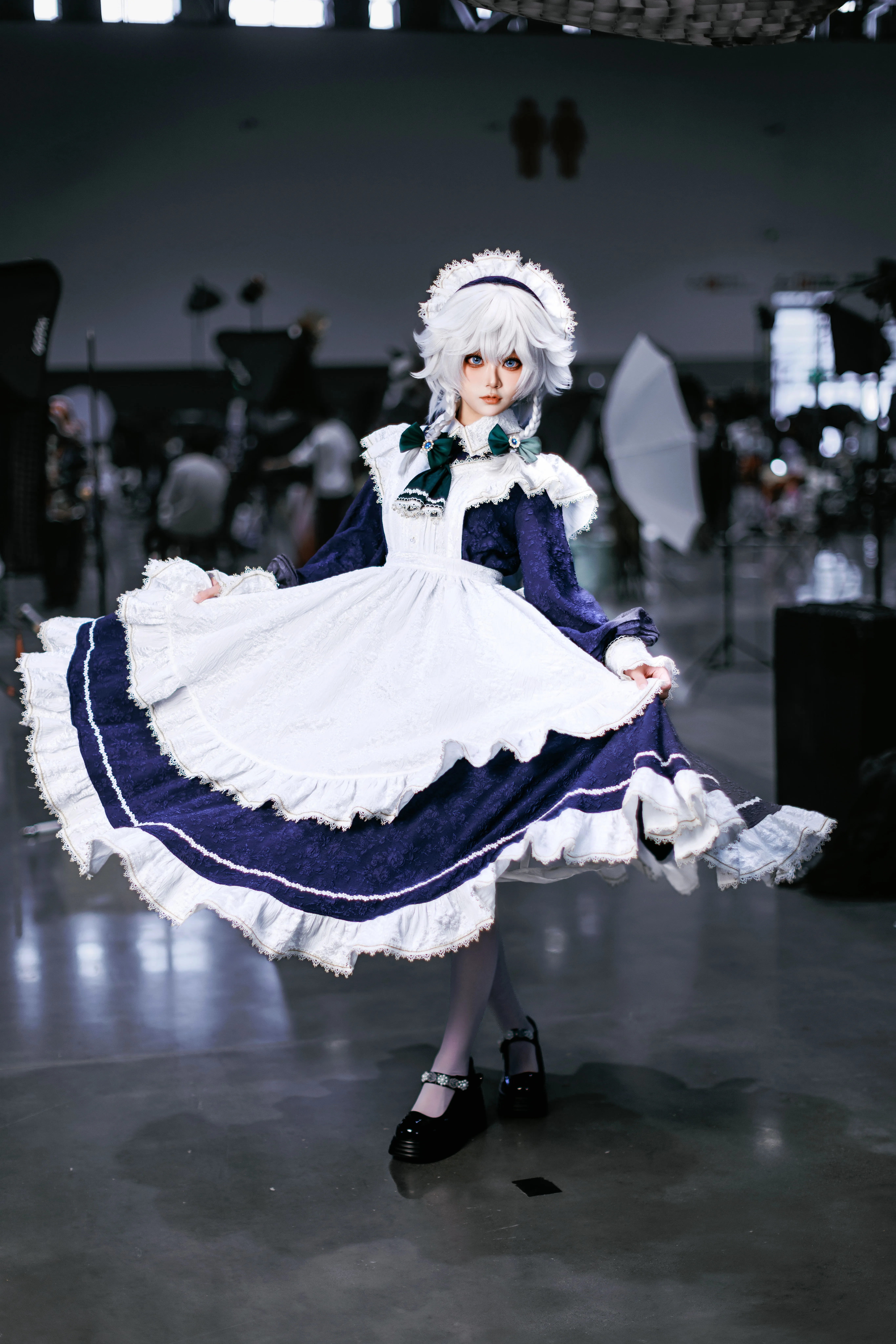 【十六夜咲夜cos】东方Project女仆长，飞刀与裙摆的实战动作解析 - 第 8 张