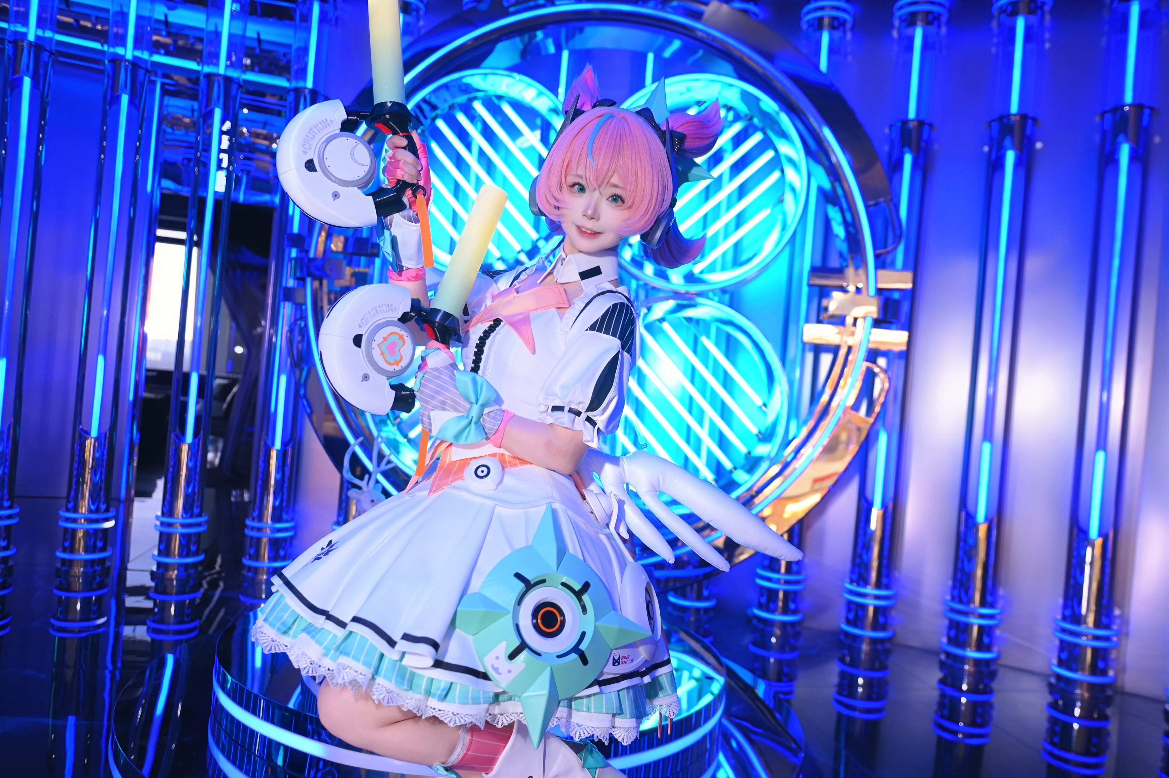 【爱芮cos】KTV包房赛博舞台，妄想天使排练现场直出