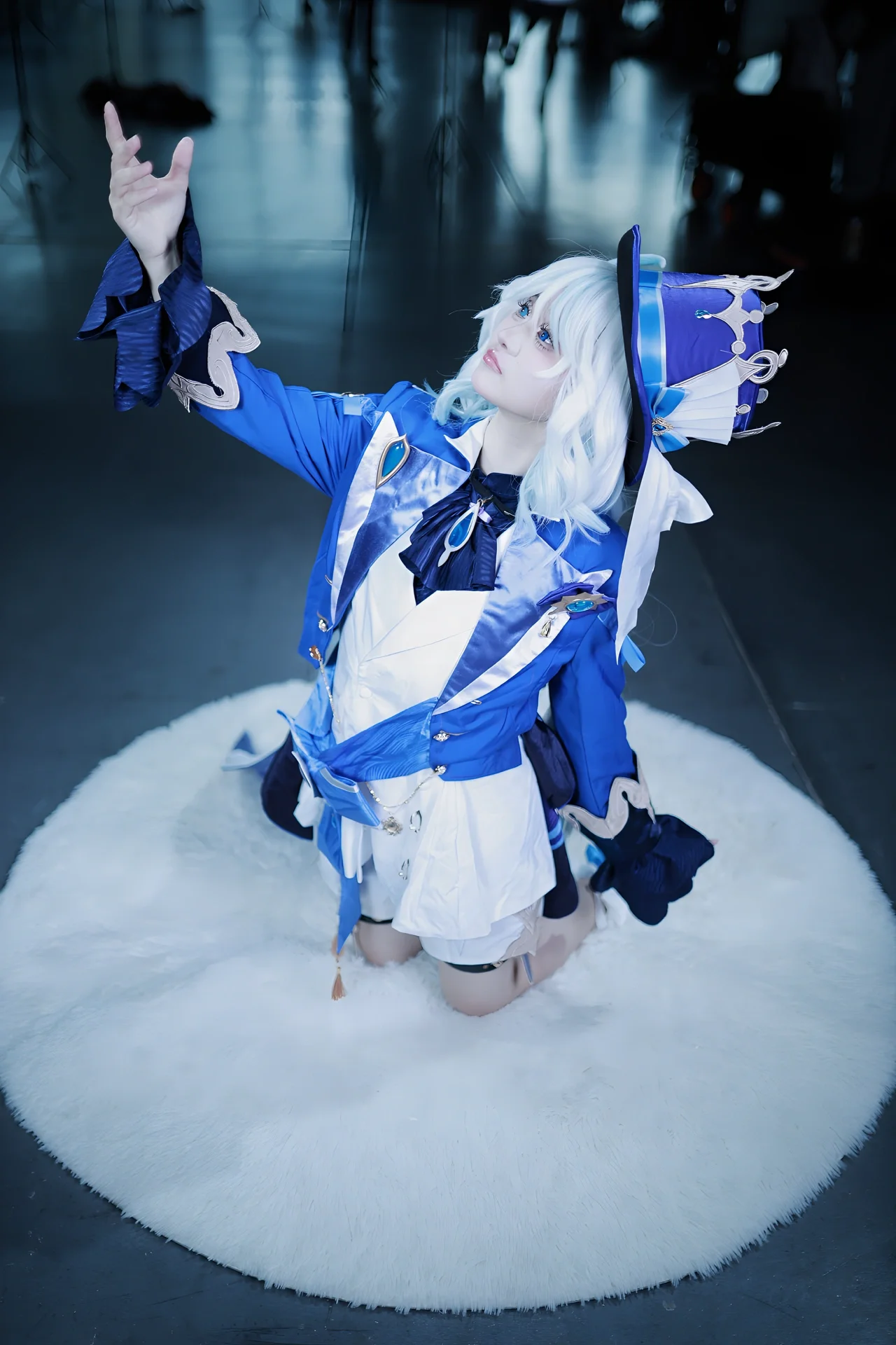 【芙宁娜cos】关于坐姿动作的细节表现与场景融合 - 第 6 张