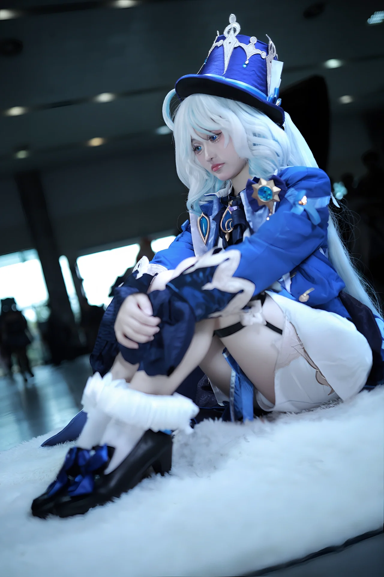【芙宁娜cos】关于坐姿动作的细节表现与场景融合 - 第 7 张
